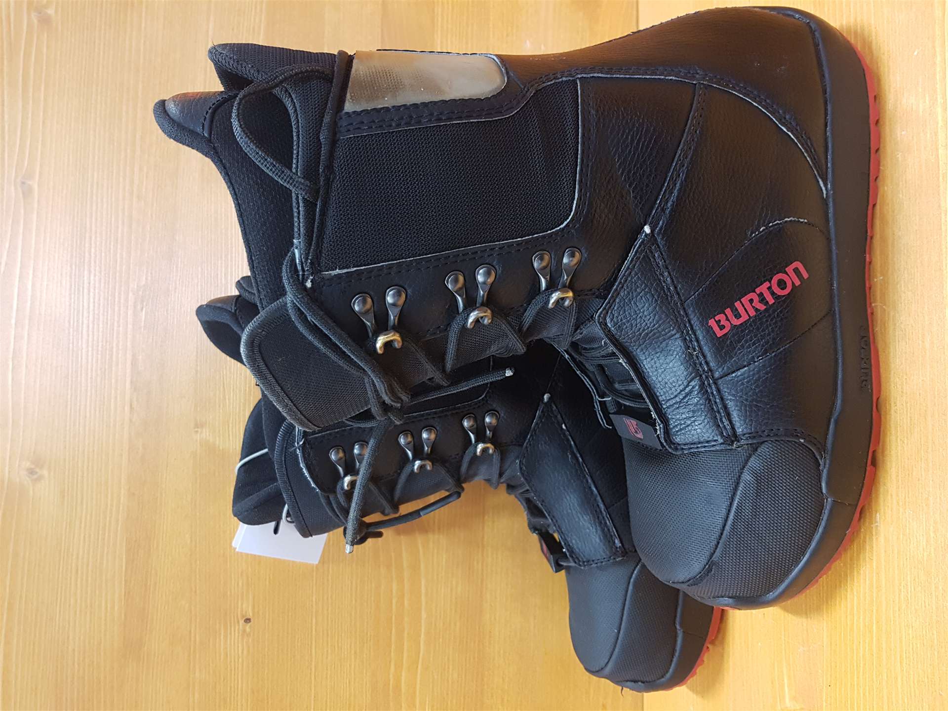 Ghete de snowboard BURTON Progression folosite