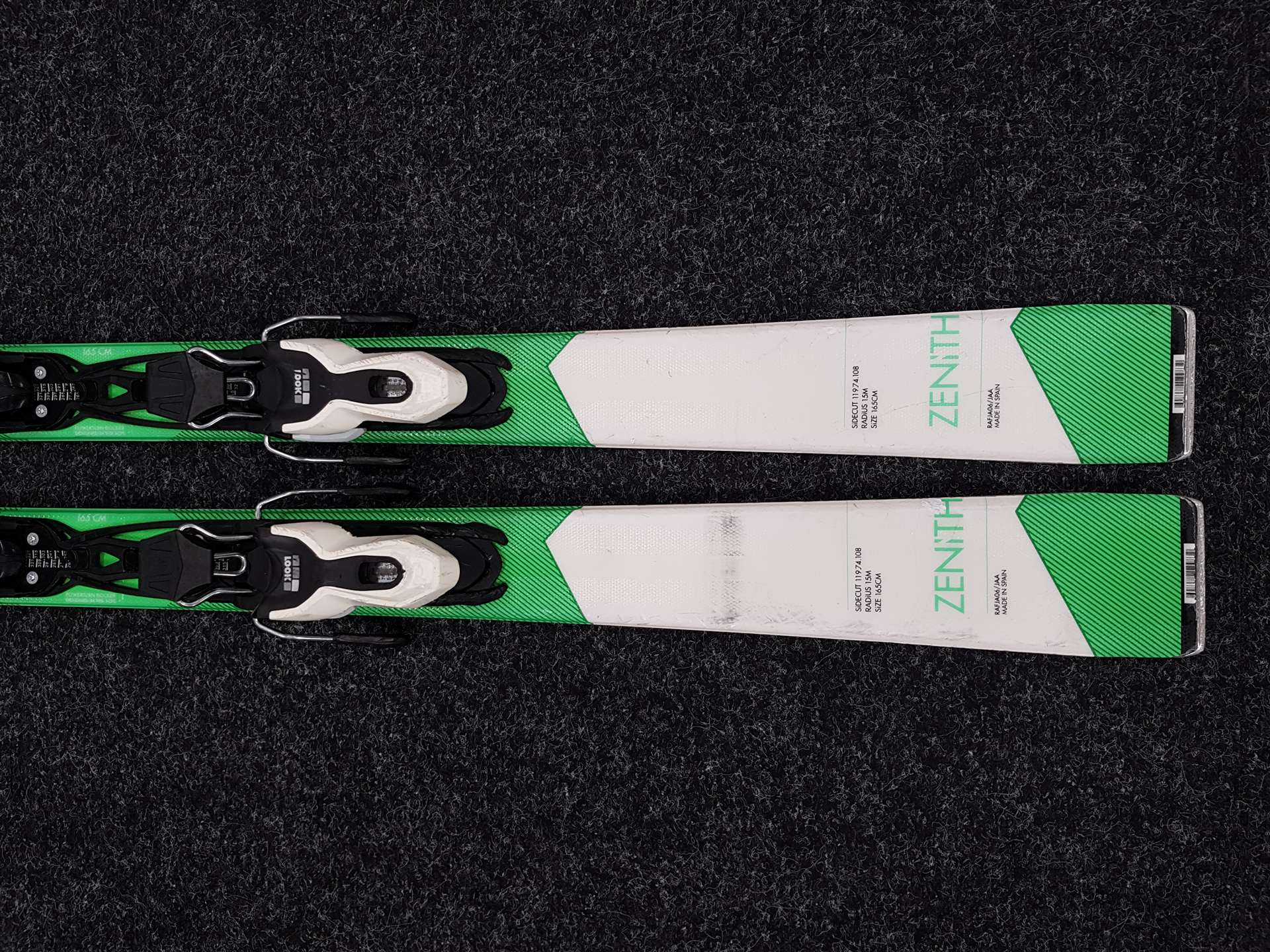 Używane narty ROSSIGNOL Zenith + wiązania Look Xpress 10