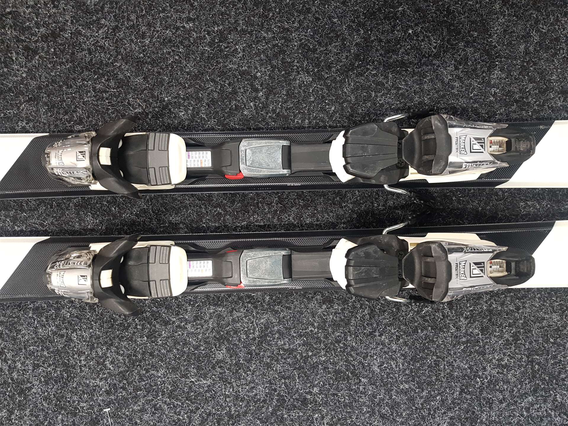 Schiuri BLIZZARD RTX second-hand + legături Marker 10