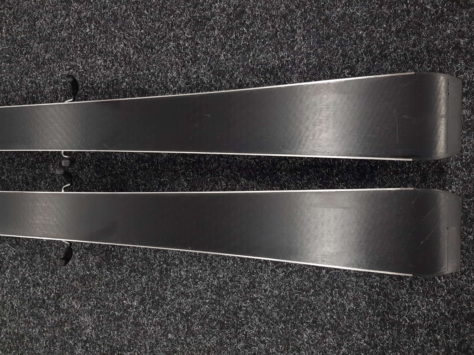 Gebrauchte Ski ELAN Element 74 RS + Bindungen Elan EL 10