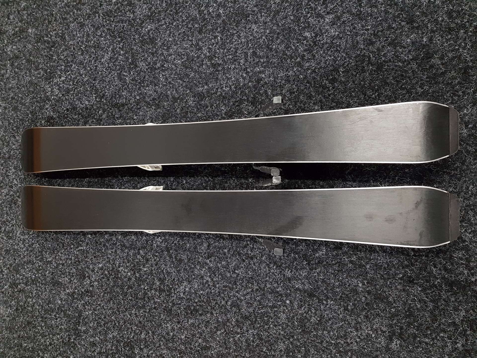 Použité lyže ATOMIC Redster J2  + viazanie Atomic C5 4,5