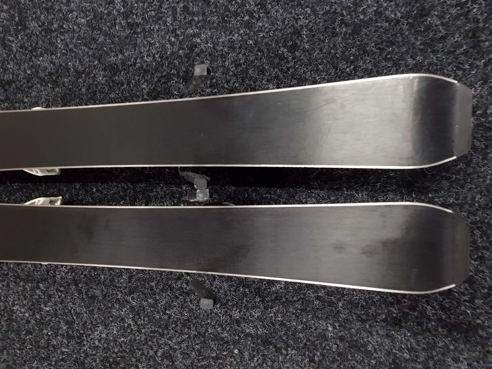 Použité lyže ATOMIC Redster J2  + viazanie Atomic C5 4,5