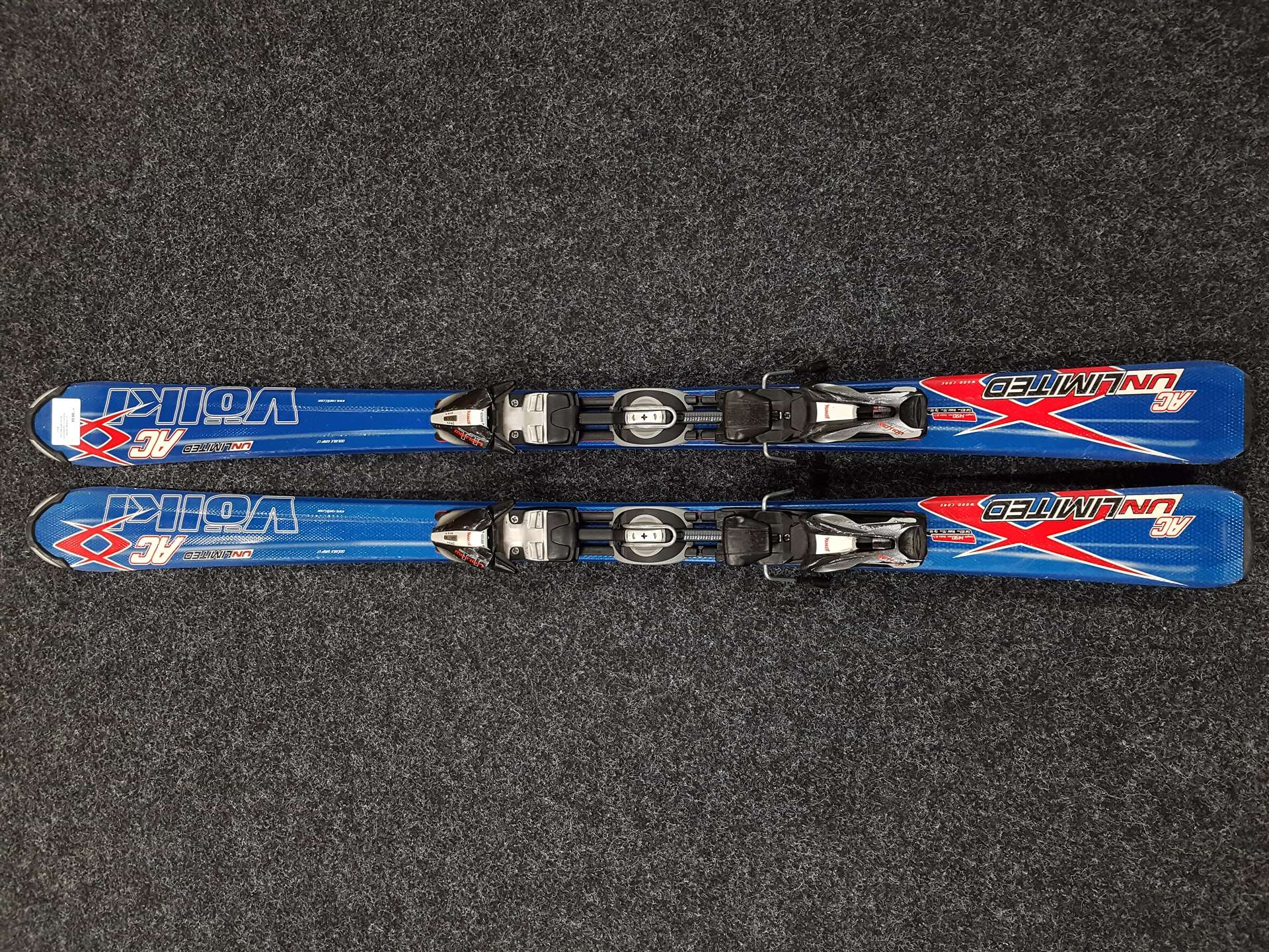 Sci usati VOLKL Unlimited AC + attacchi Marker Motion 10