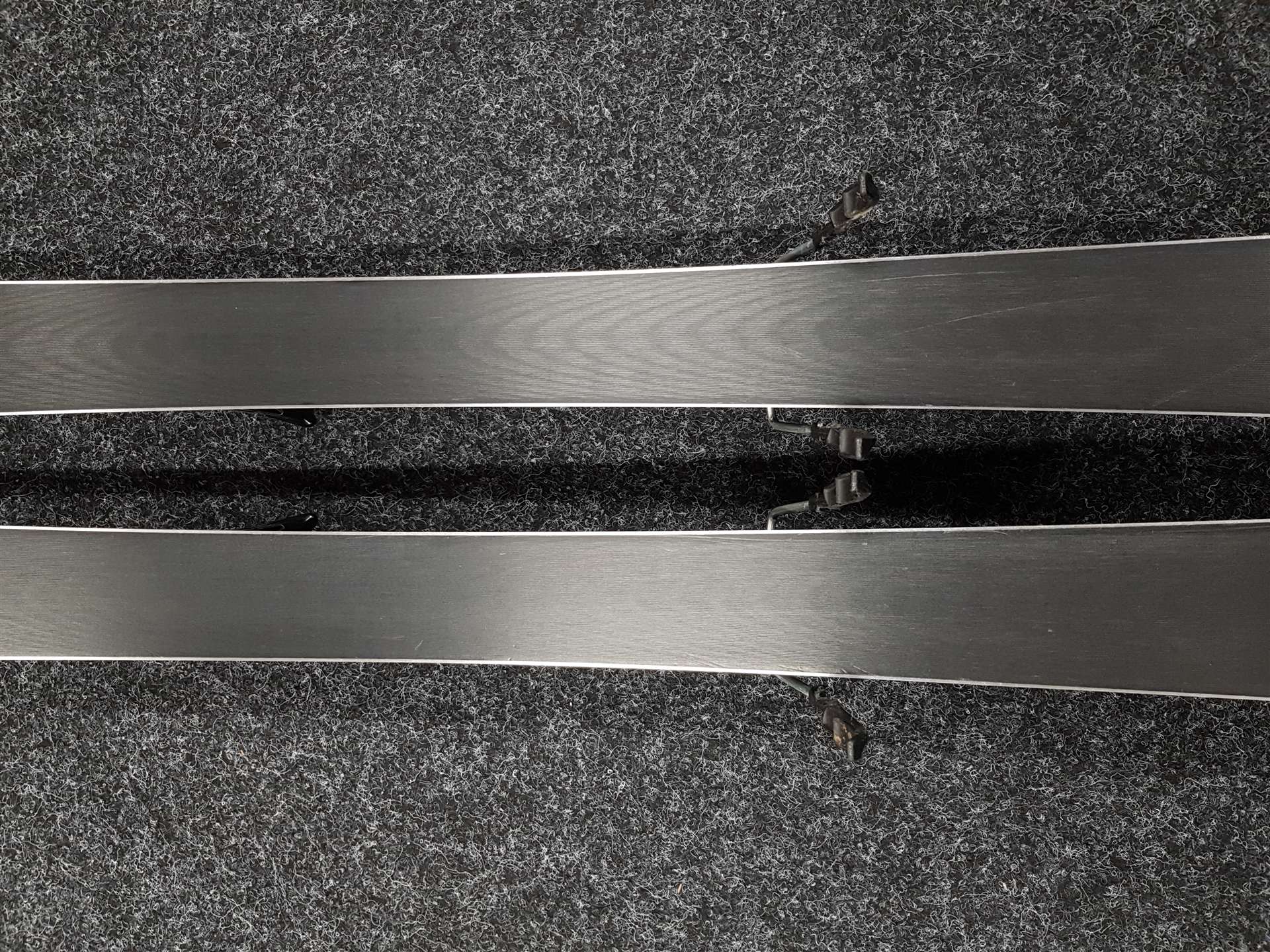 Sci usati VOLKL Unlimited AC + attacchi Marker Motion 10