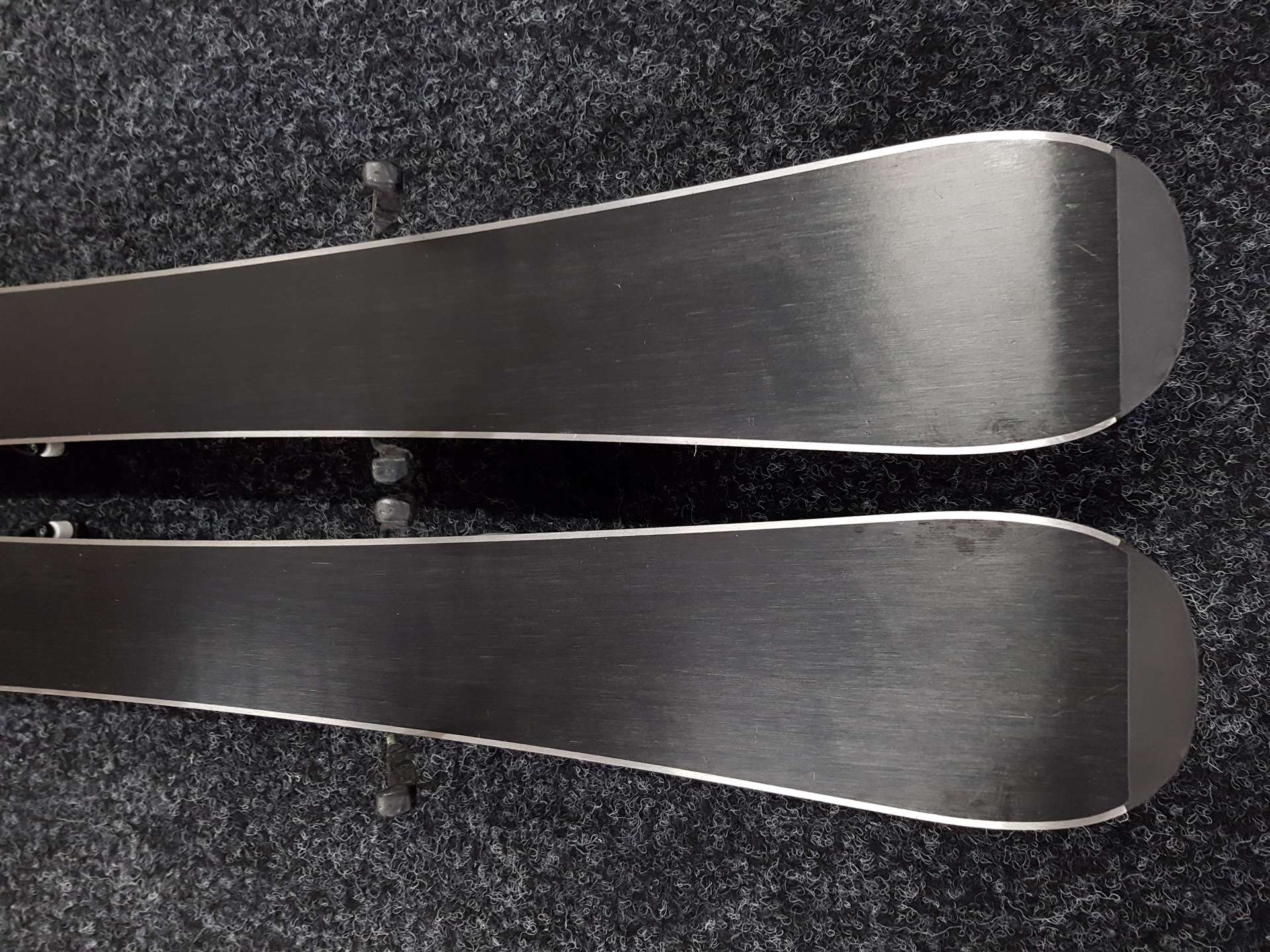 Použité lyže HEAD Era 2,0  + viazanie Head LRX 4,5