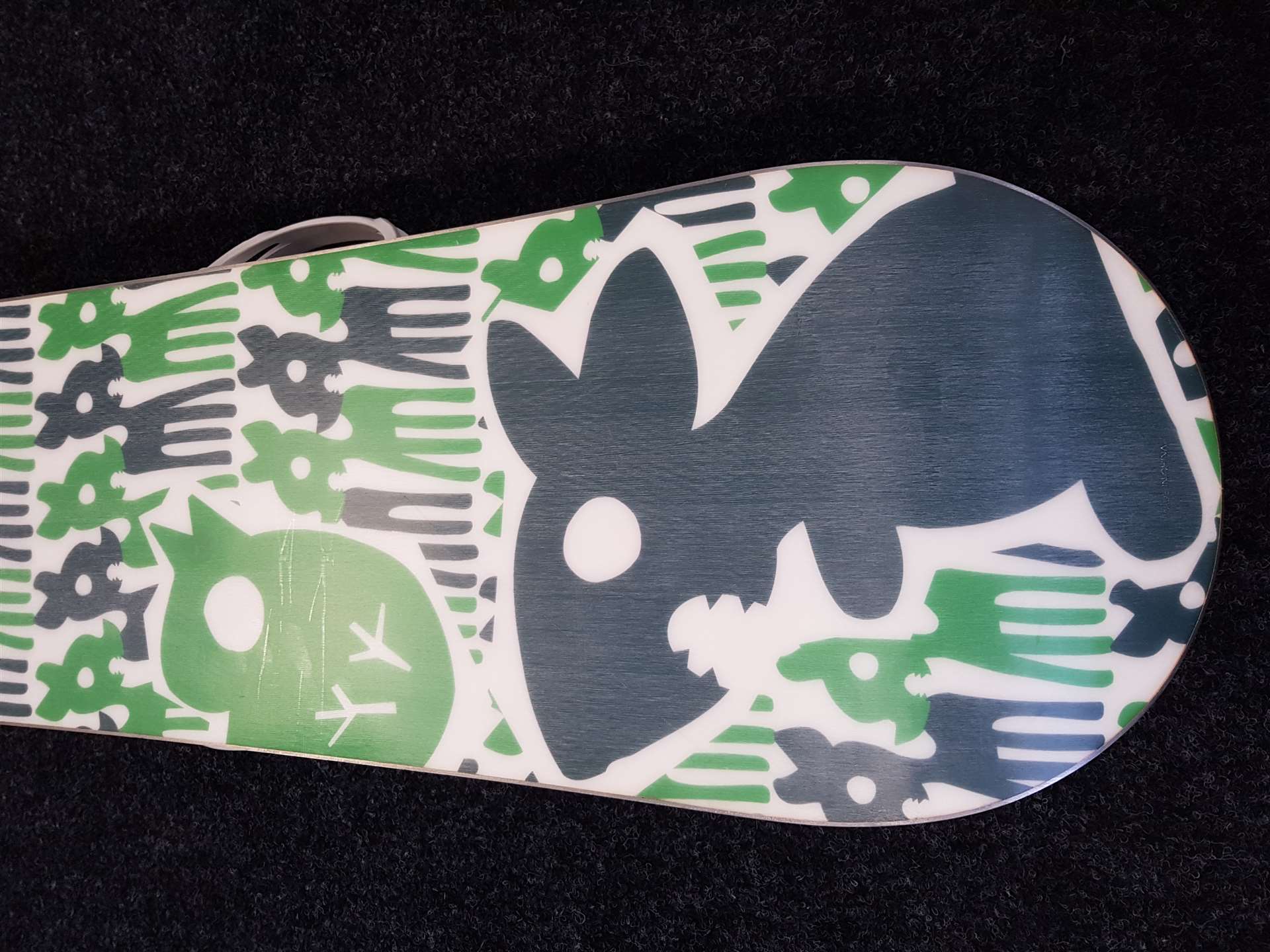 Použitý snowboard SALOMON Radiant + vázání Gravity Rise velikost L