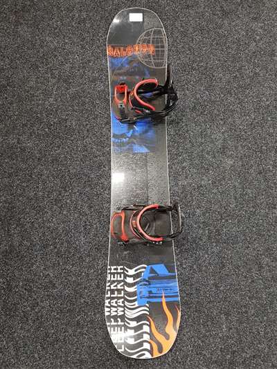 Gebrauchtes SALOMON Sleep Walker Snowboard + Salomon Bindungen Größe M