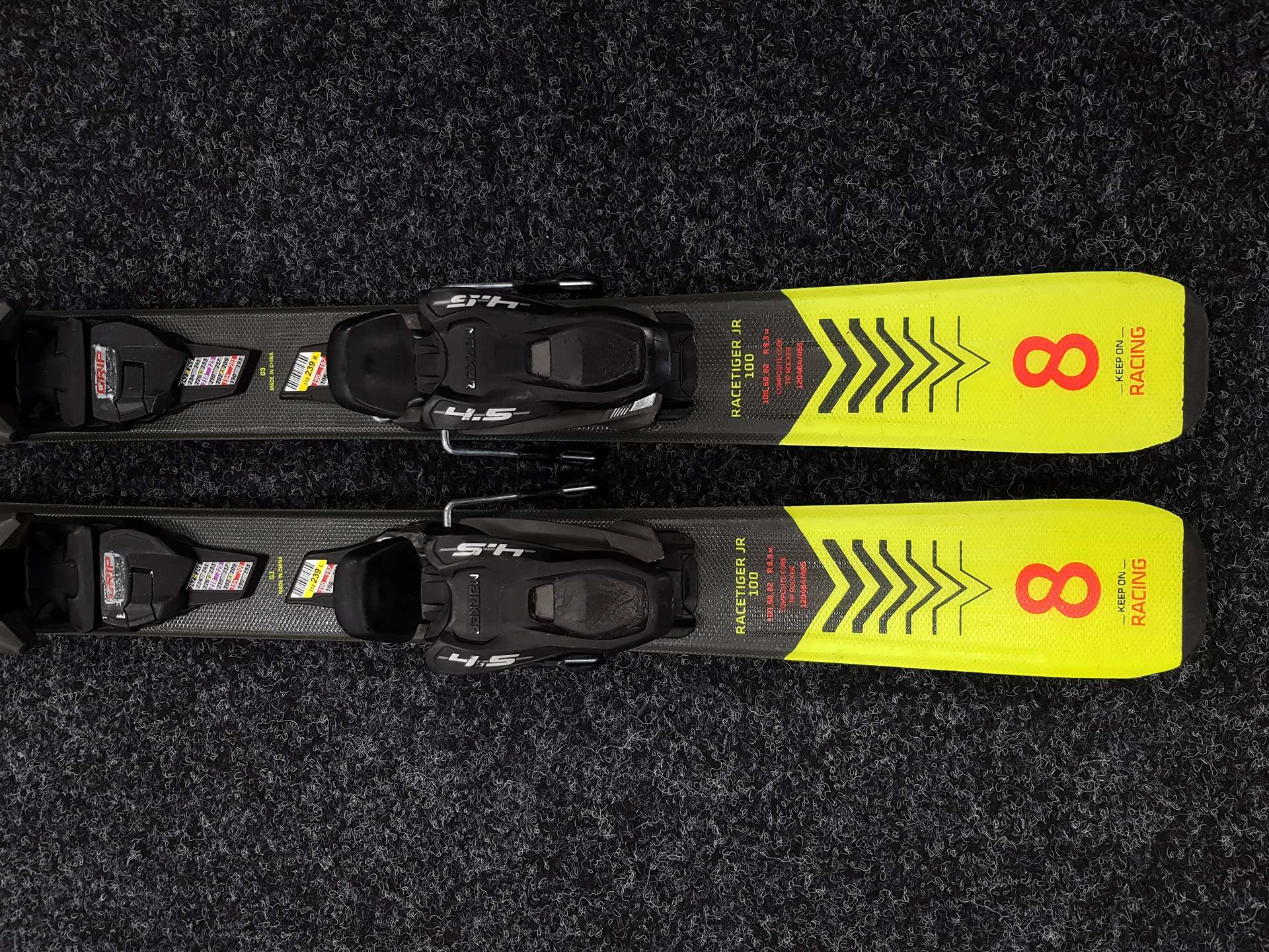 Použité dětské lyže VOLKL Racetiger JR 100 + vázání Marker 4.5