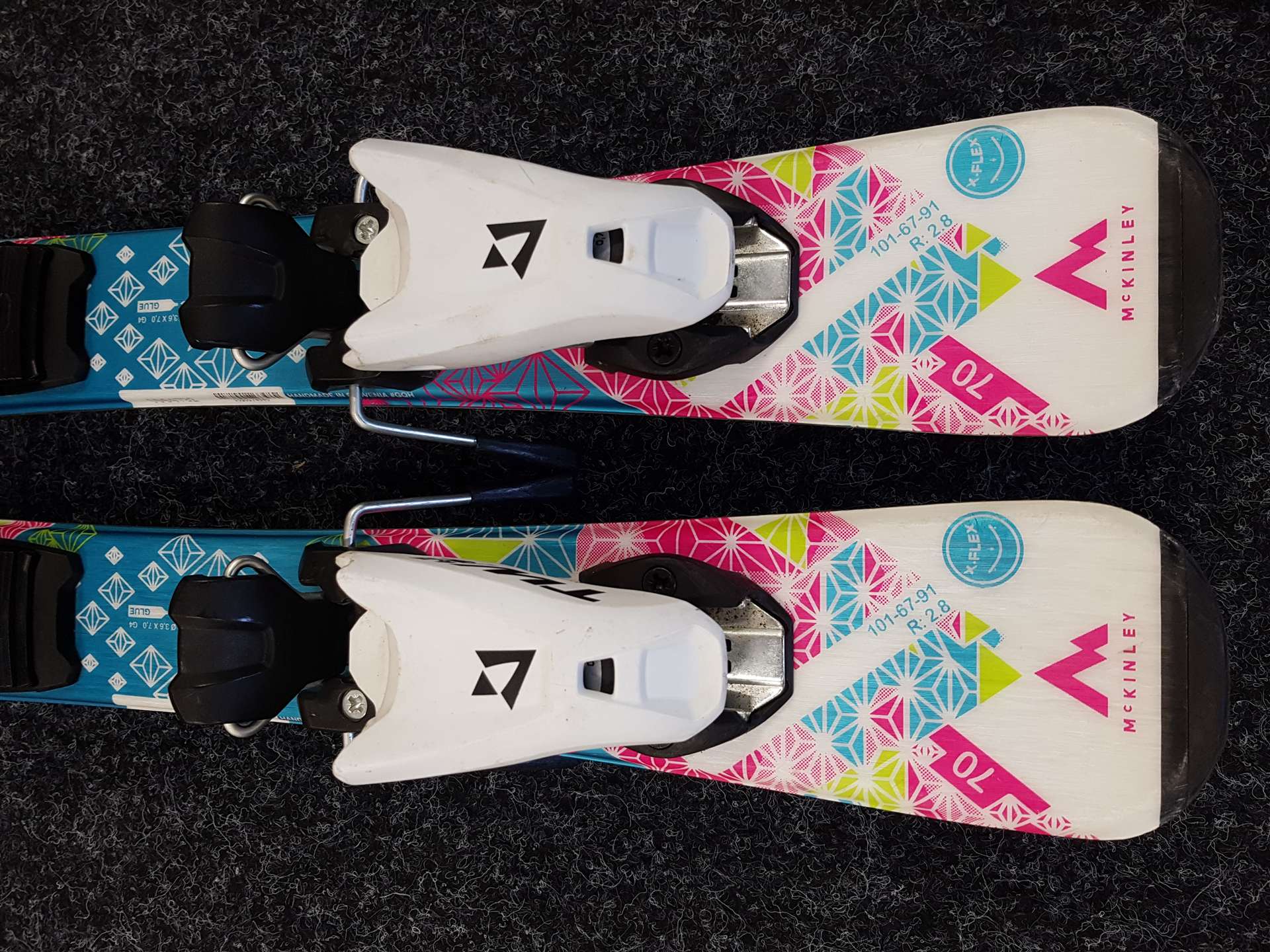 Skis enfant McKINLEY Sweety d'occasion + fixations Tecnopro TW 4.5