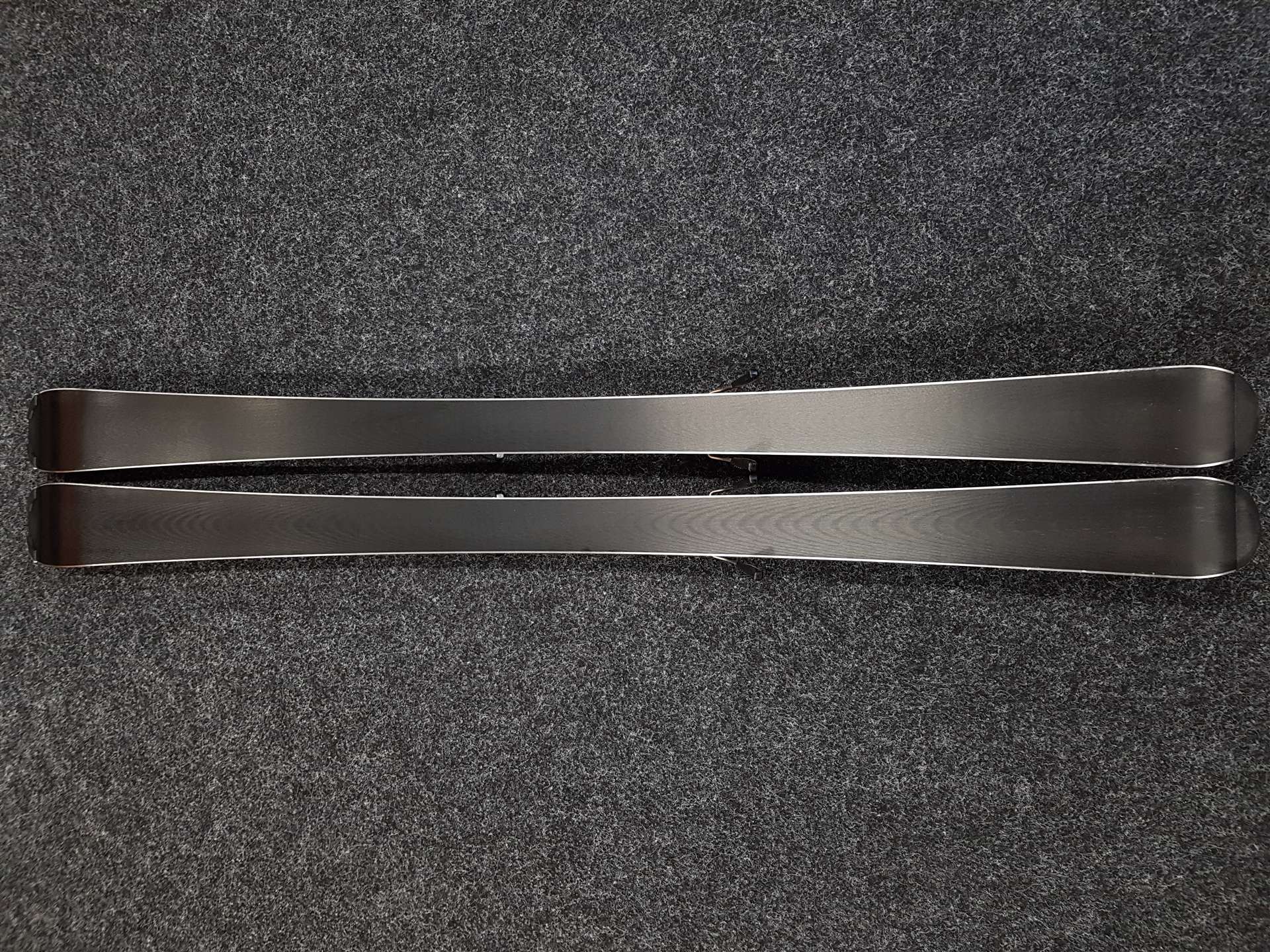 Skis HEAD AR Instinct d'occasion + fixations Tyrolia SX 10