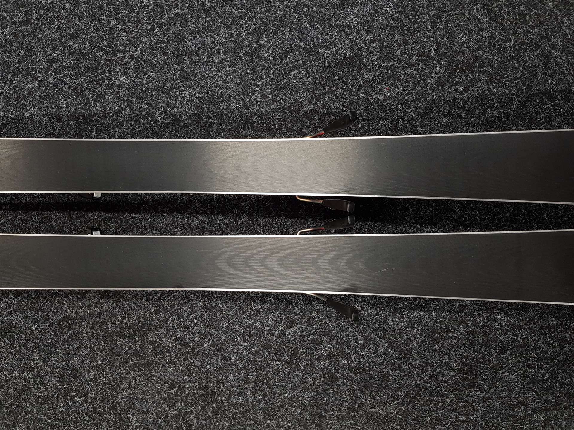 Skis HEAD AR Instinct d'occasion + fixations Tyrolia SX 10