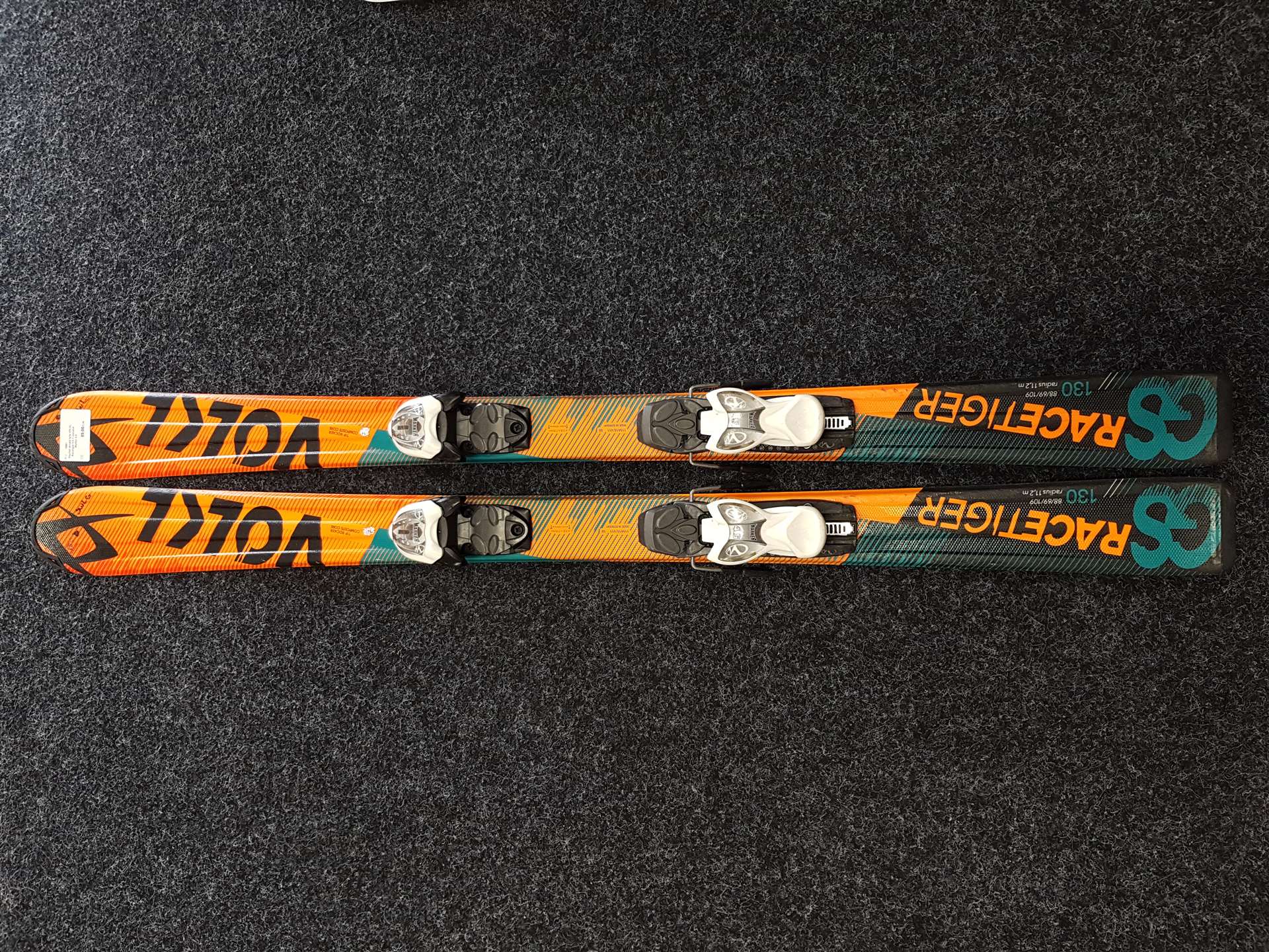Rabljene otroške smuči VOLKL Racetiger GS + vezi Marker 4.5