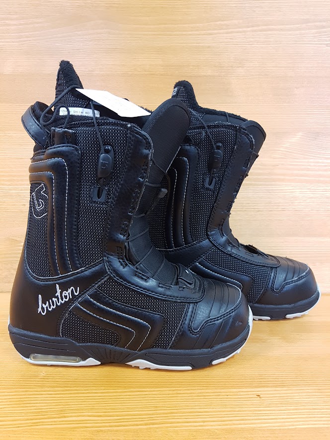 Použité snowboardové boty BURTON True It