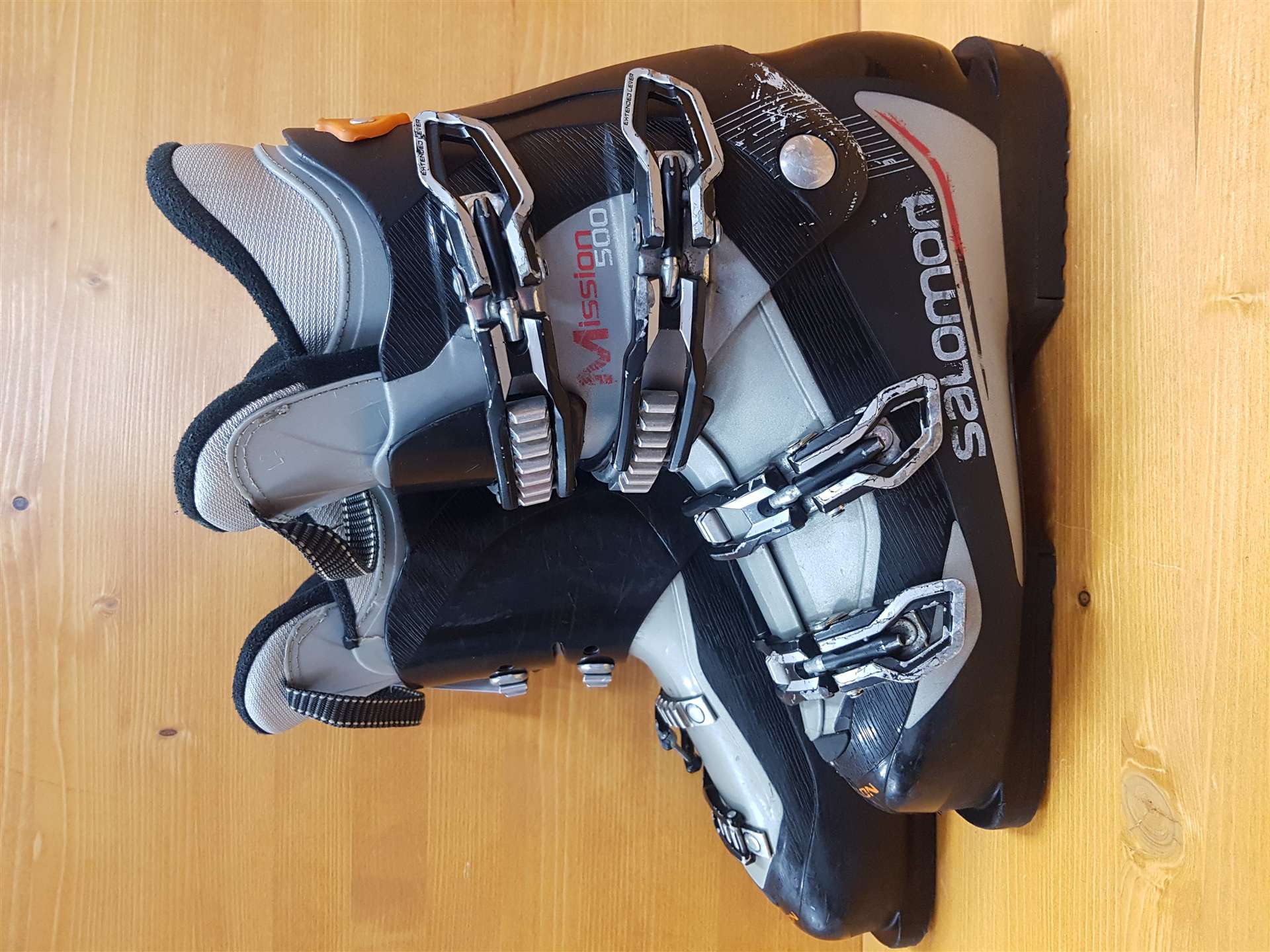 Použité lyžiarky SALOMON Mission 500