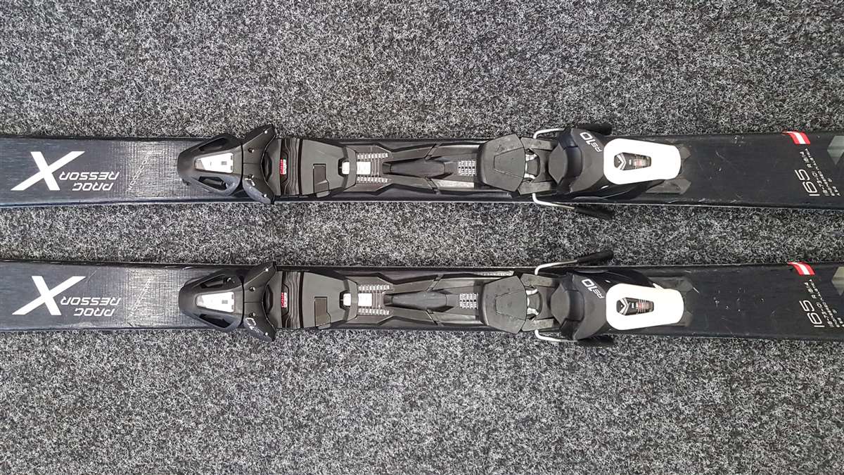 Esquís Fischer Progressor X usados + fijaciones Fischer RS 10