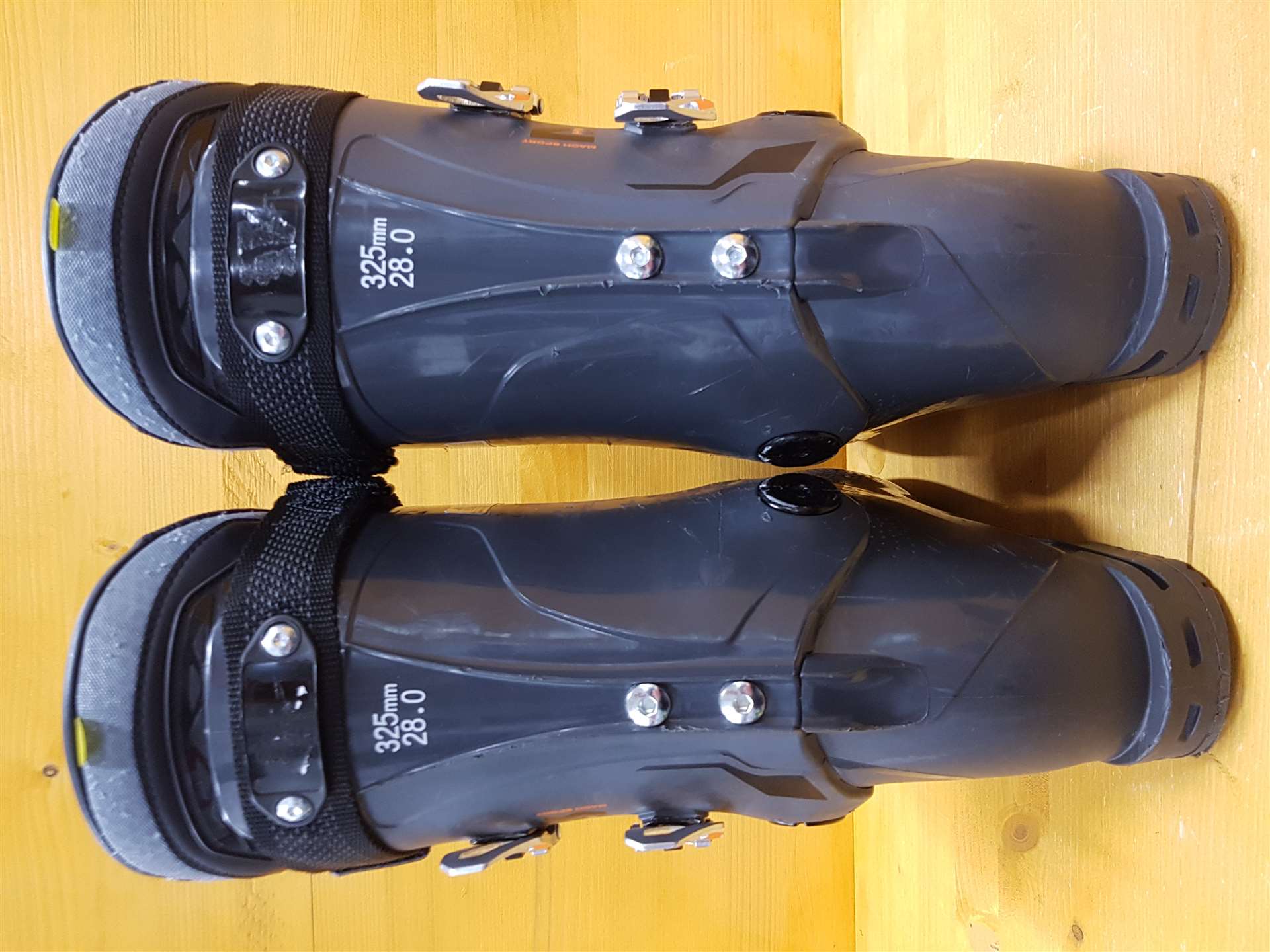Gebrauchte Tecnica HV 100 RT Skischuhe
