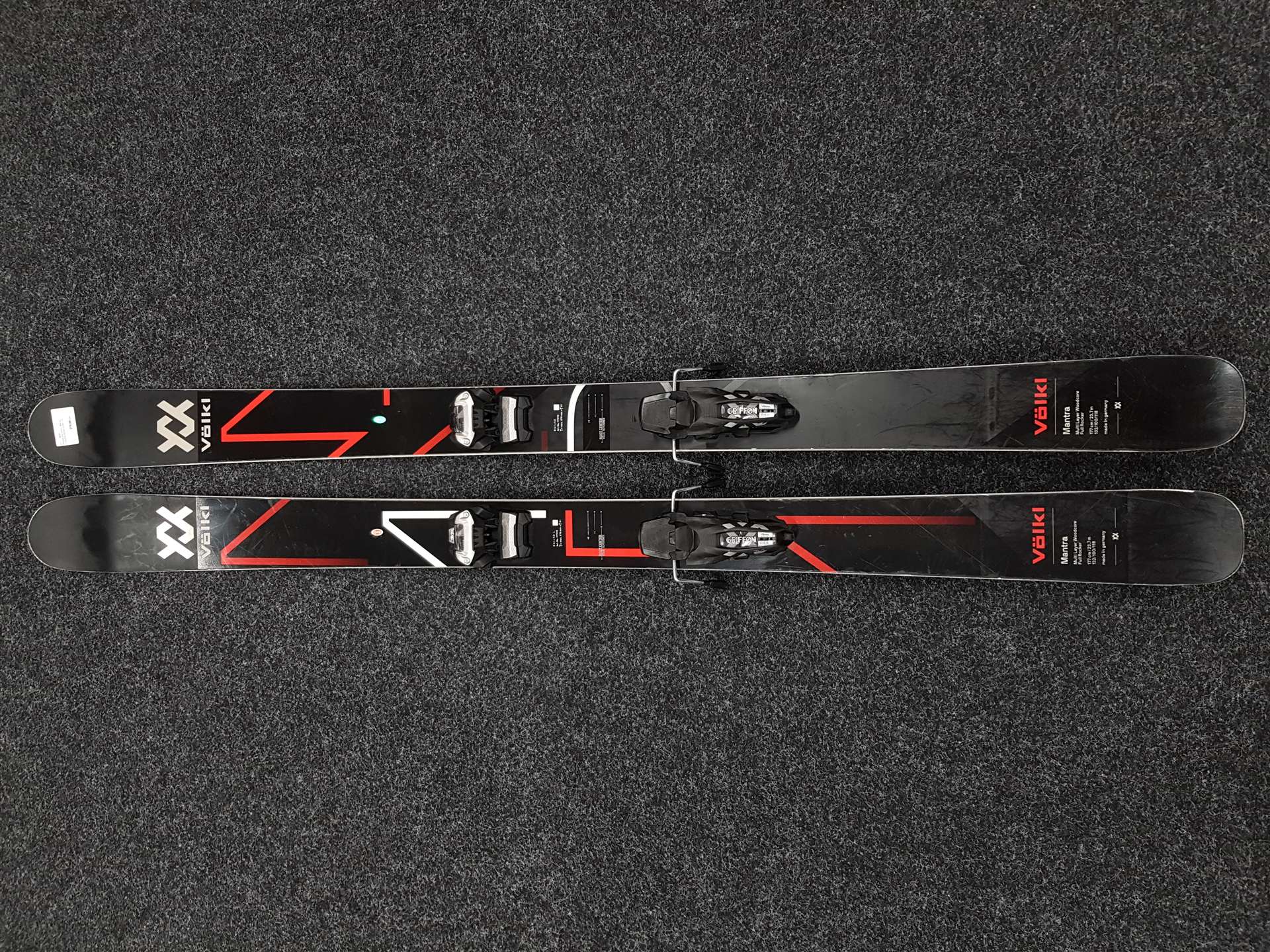 Použité  freeride lyže VOLKL Mantra + viazanie Marker Griffon 13