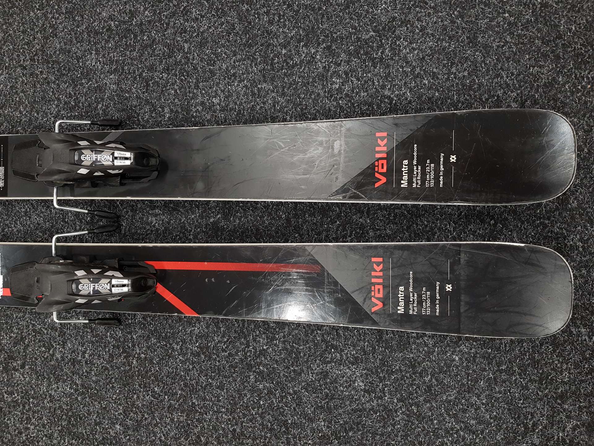 Použité  freeride lyže VOLKL Mantra + viazanie Marker Griffon 13