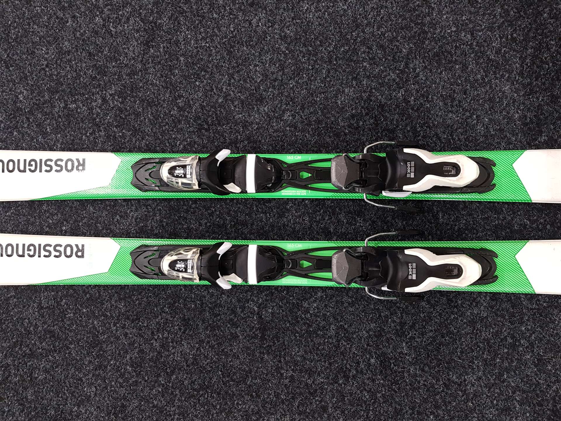 Použité lyže ROSSIGNOL Zenith + vázání Look Xpress 10