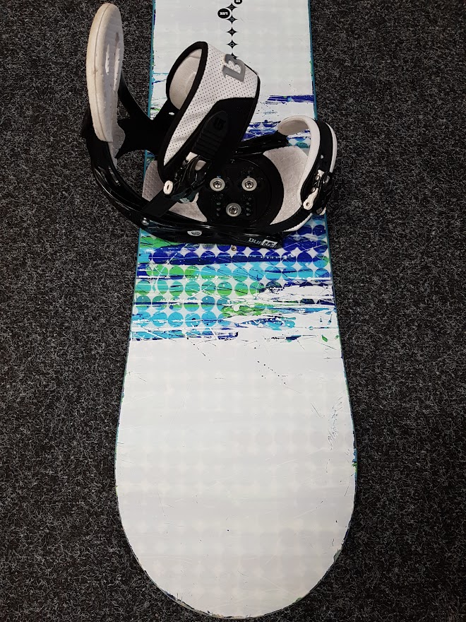 Gebrauchtes Burton Lux Snowboard + Burton Bindung Größe M