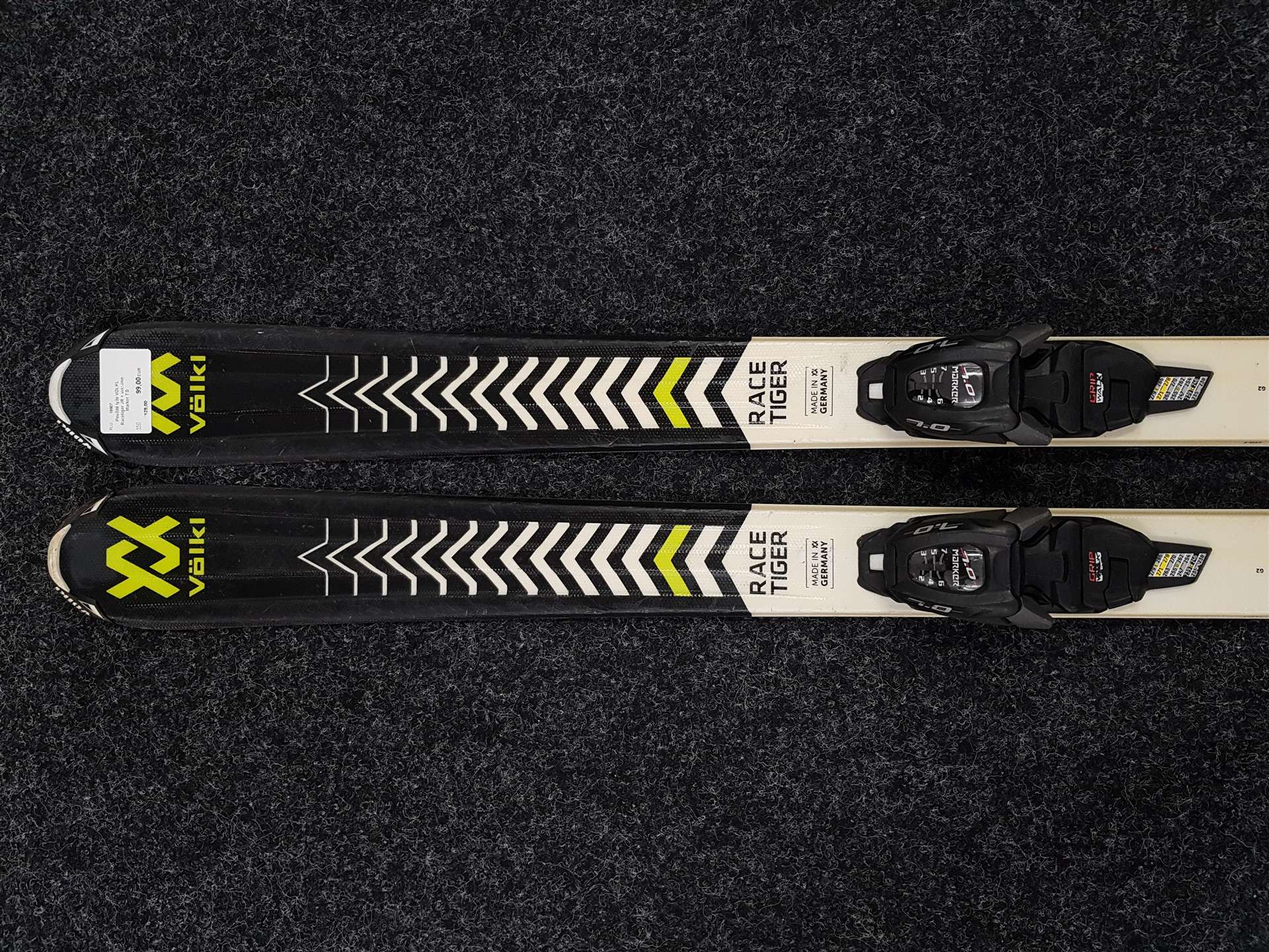 Skis VOLKL Racetiger JR d'occasion + fixations Marker 7.0
