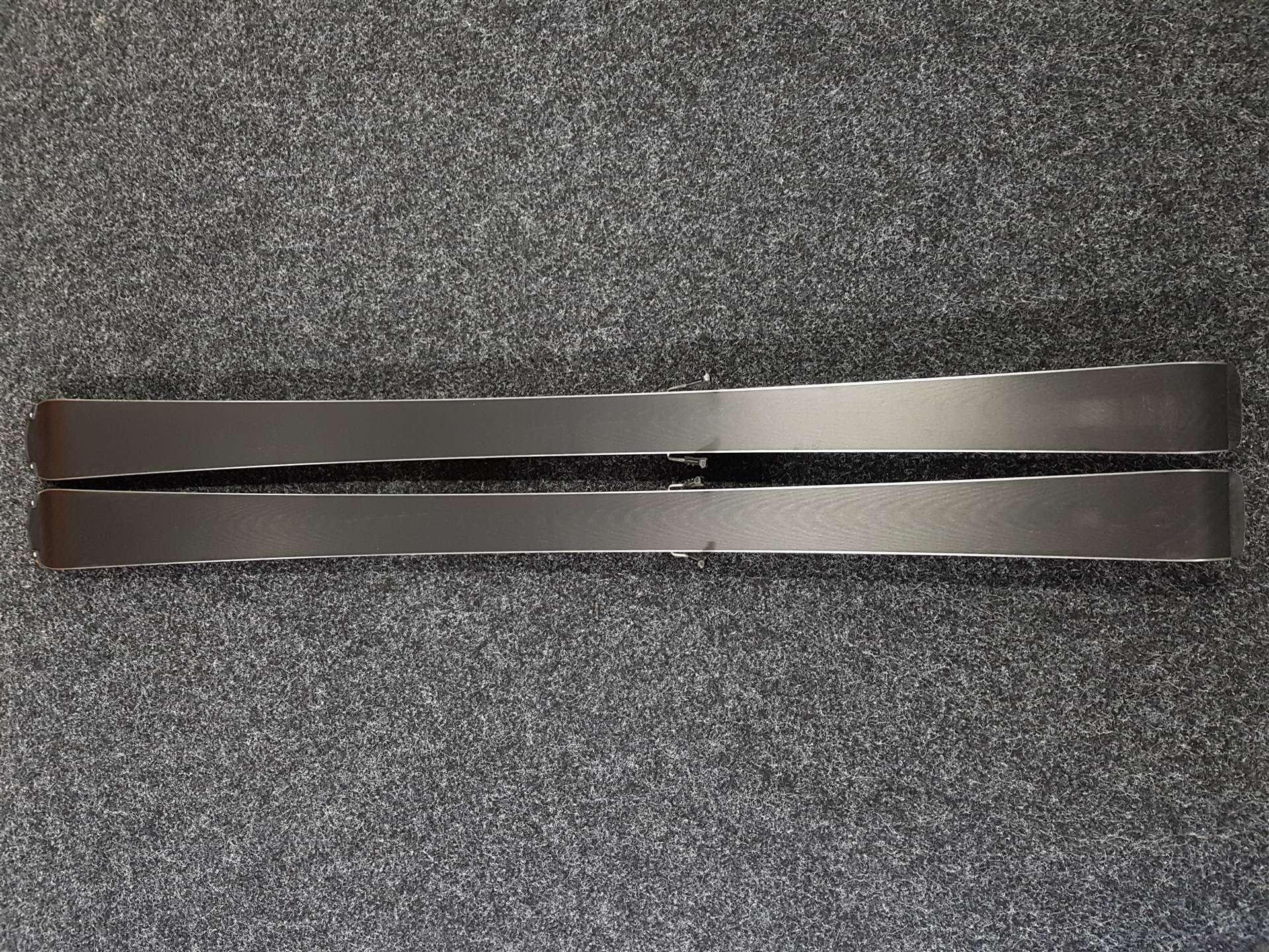 Skis VOLKL Racetiger JR d'occasion + fixations Marker 7.0