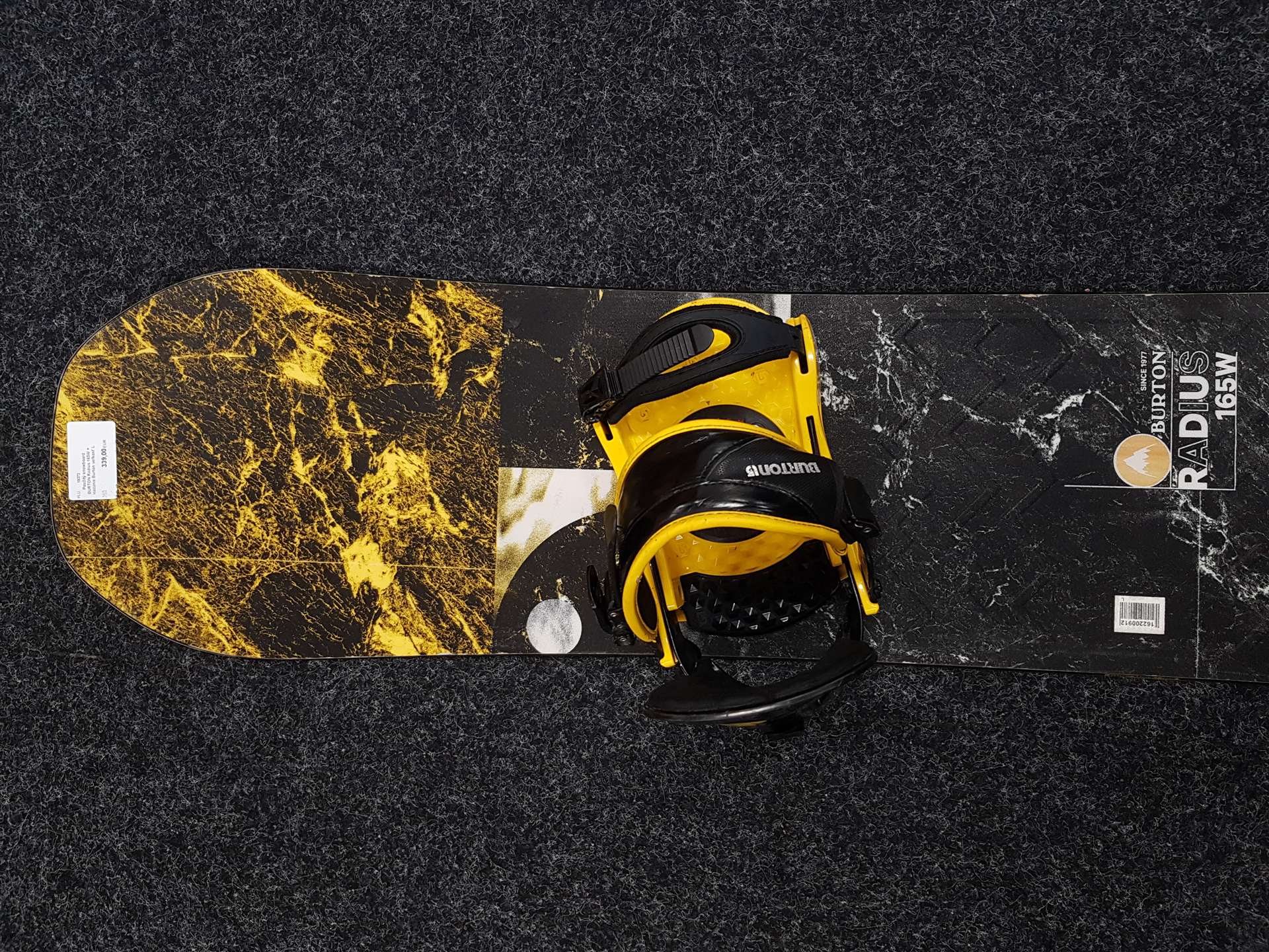 Použitý snowboard BURTON Radius 165W + viazanie Burton veľkosť L