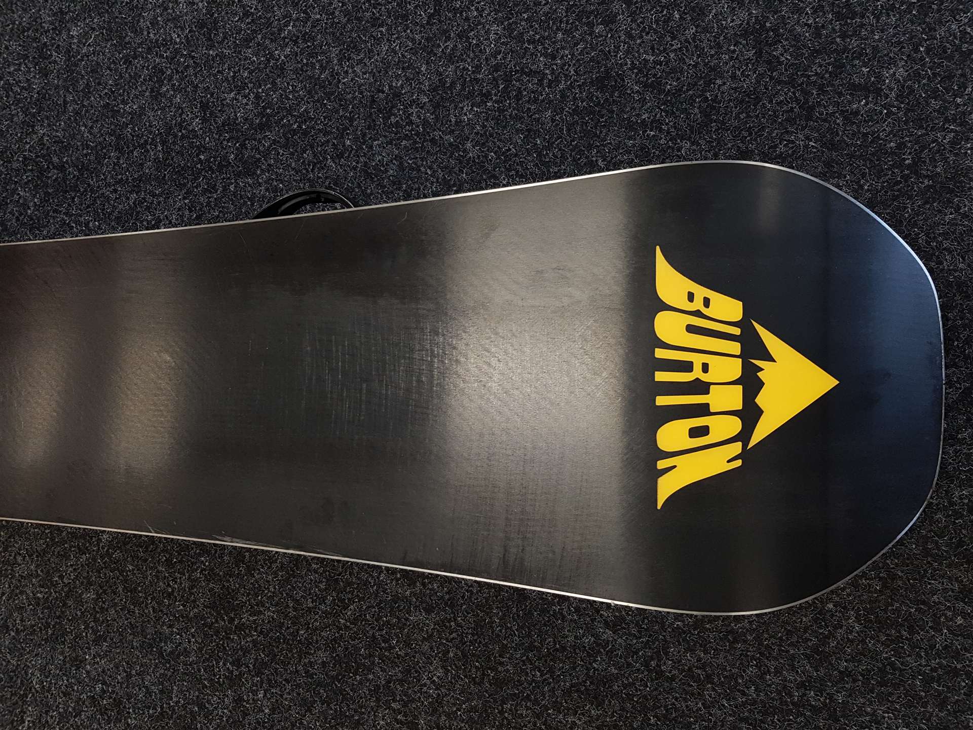 Použitý snowboard BURTON Radius 165W + viazanie Burton veľkosť L