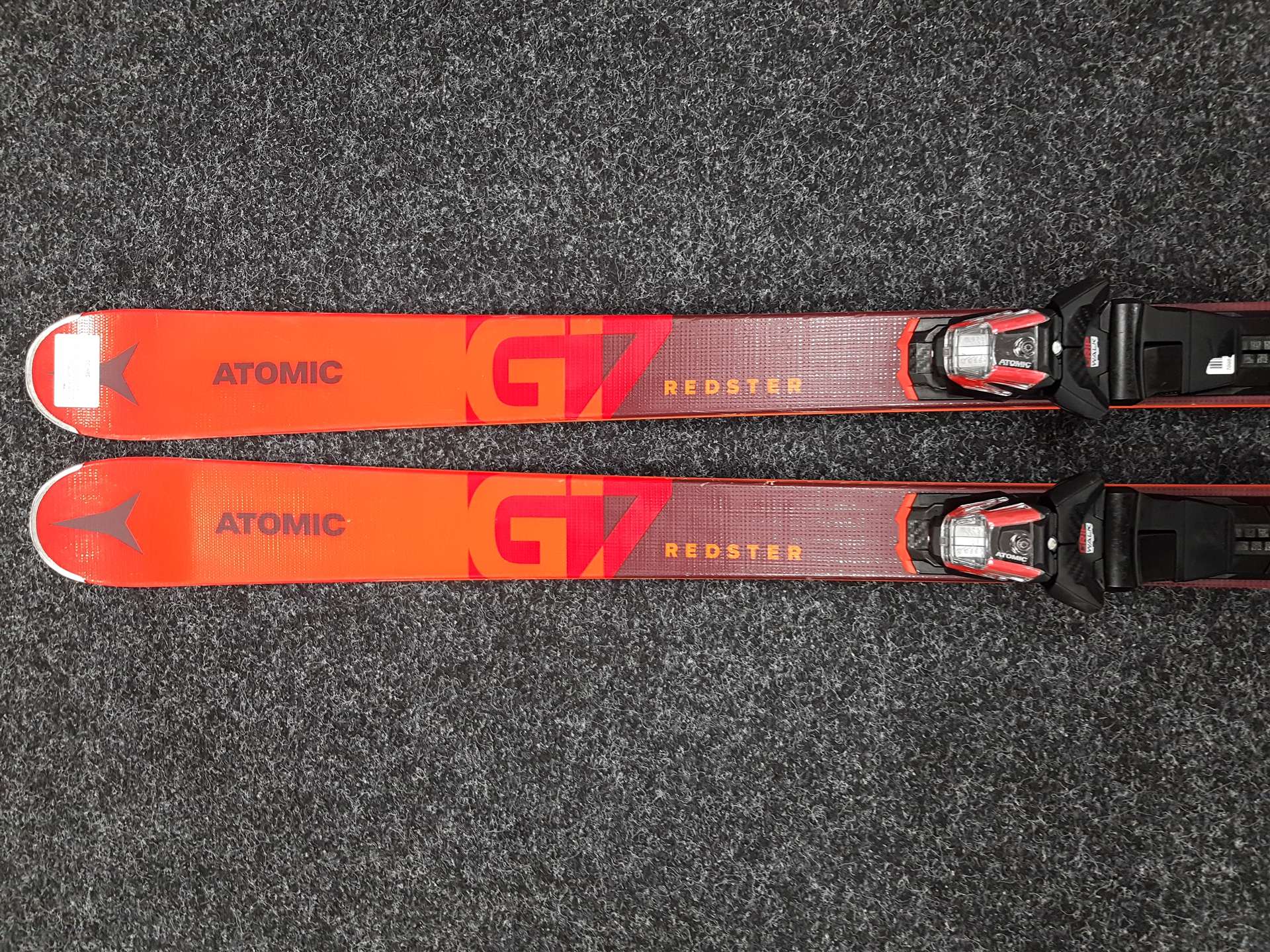 Použité lyže ATOMIC Redster G7 + vázání Atomic M 12