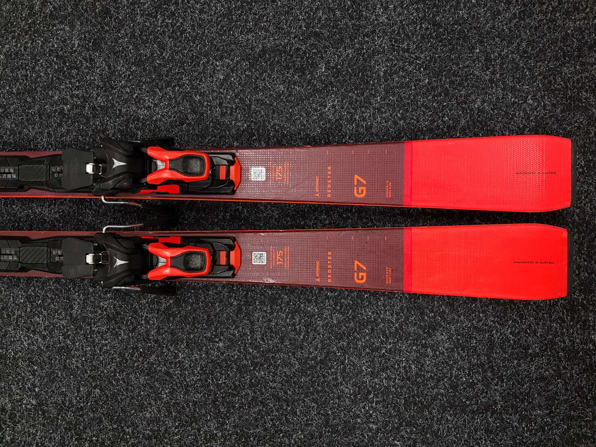 Použité lyže ATOMIC Redster G7 + vázání Atomic M 12