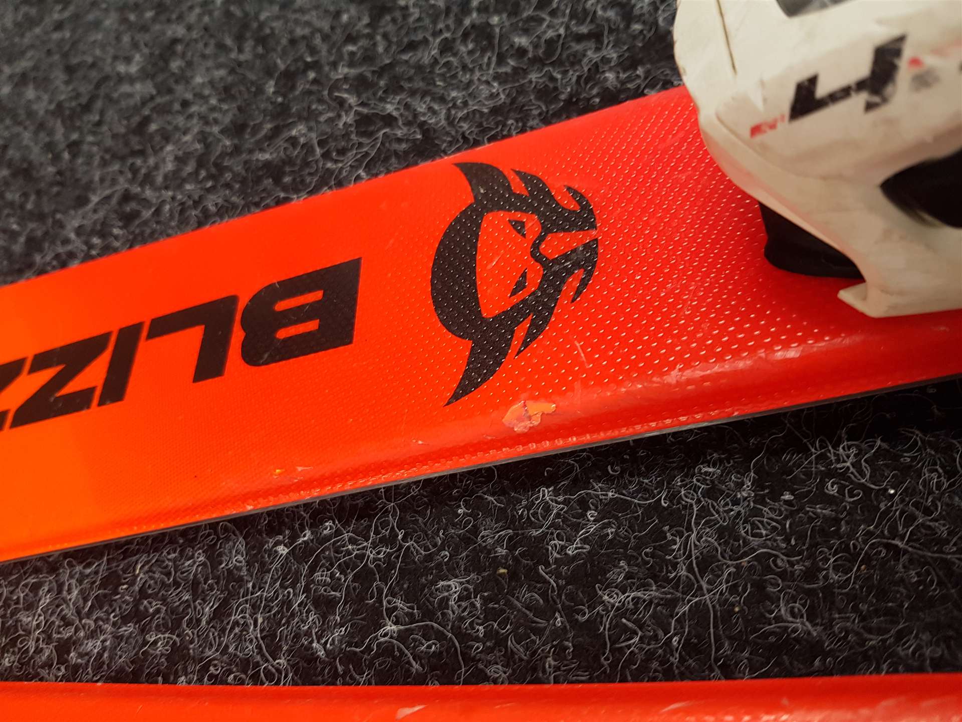 Použité detské lyže BLIZZARD FIREBIRD JR + viazanie Marker 4,5