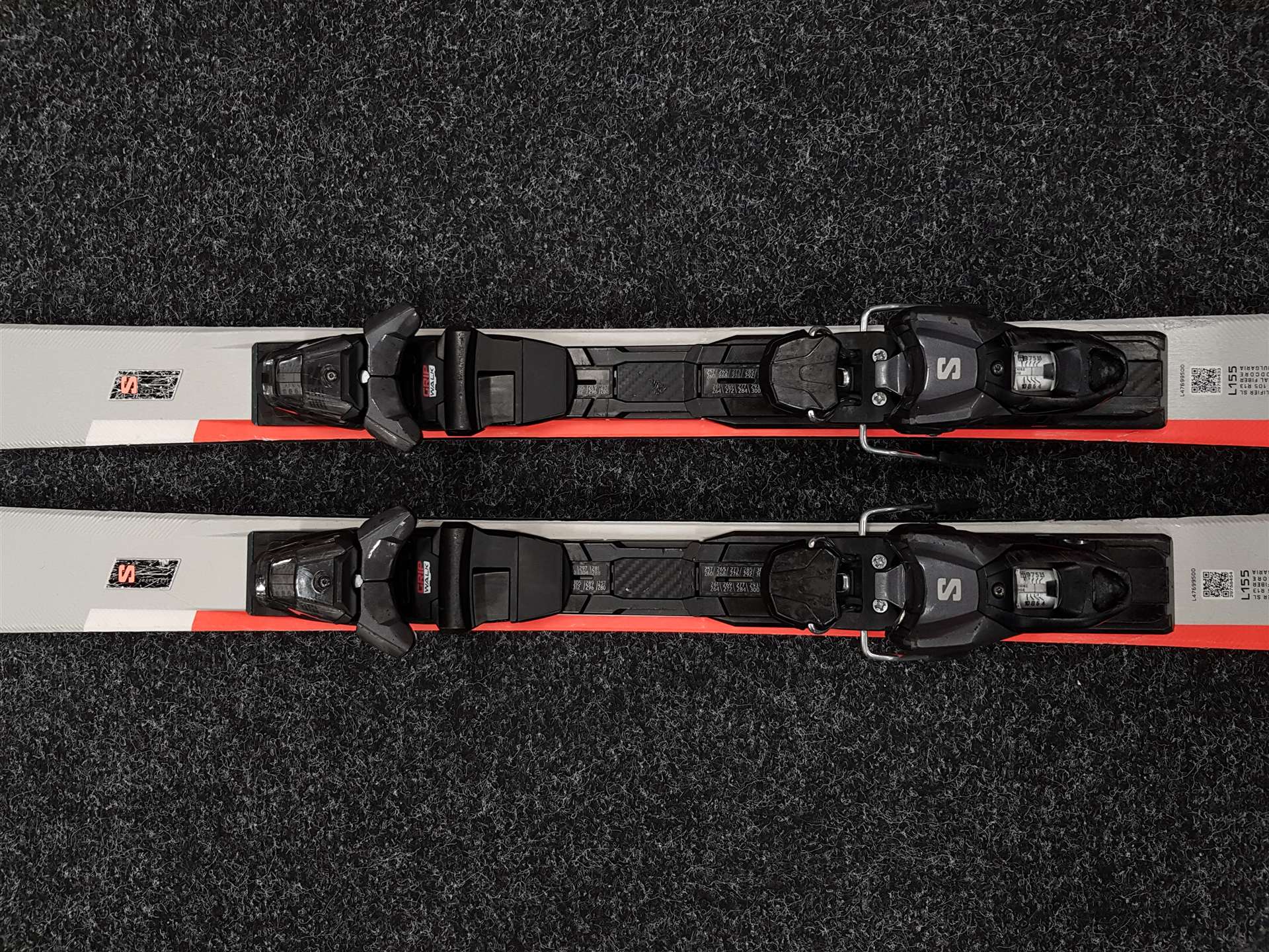 Gebrauchte Skier SALOMON S/MAX X9 Ti + Salomon M11 Bindungen