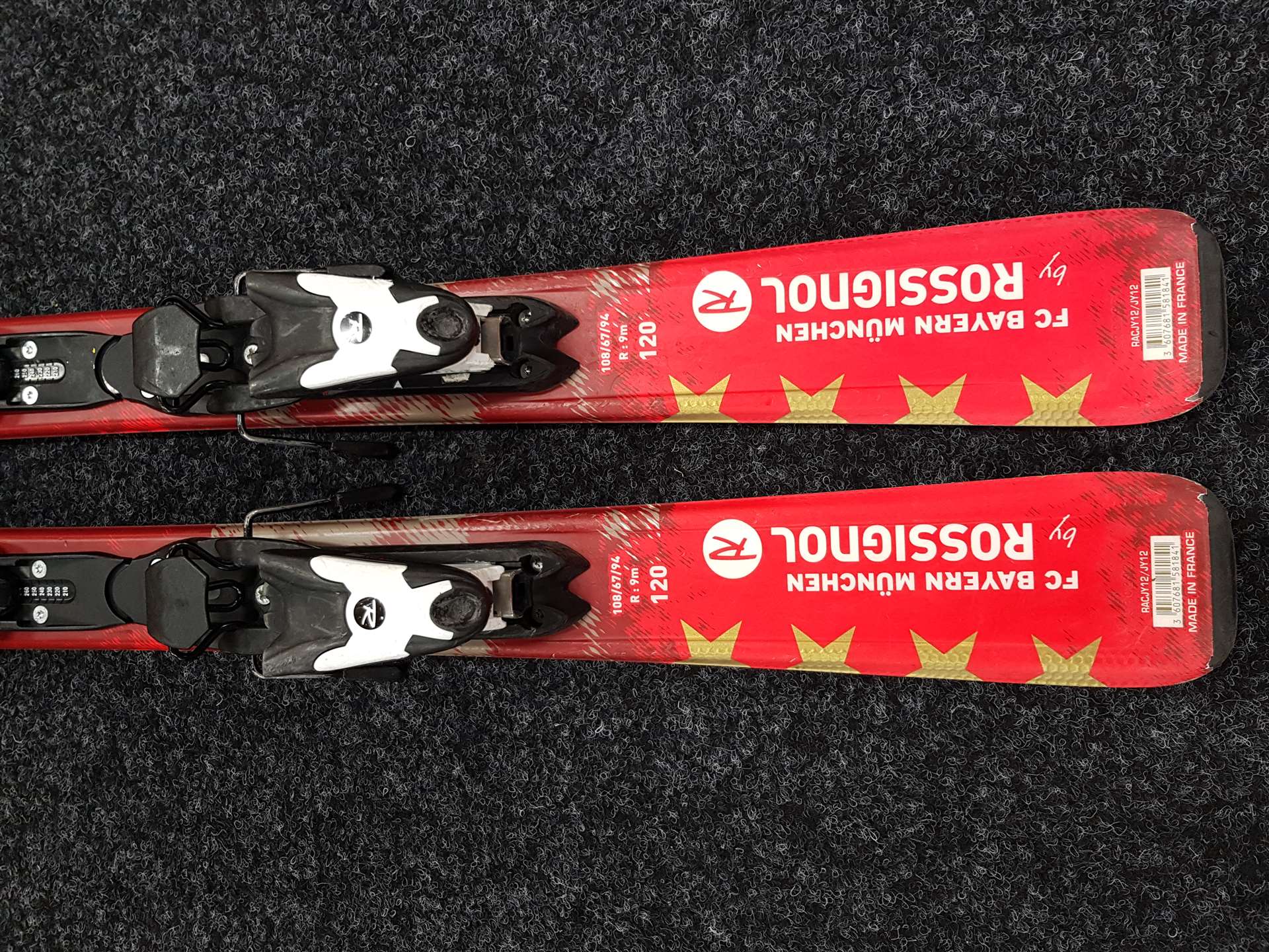 Gebrauchte ROSSIGNOL FC Bayern München Ski + Rossignol Xelium Bindungen