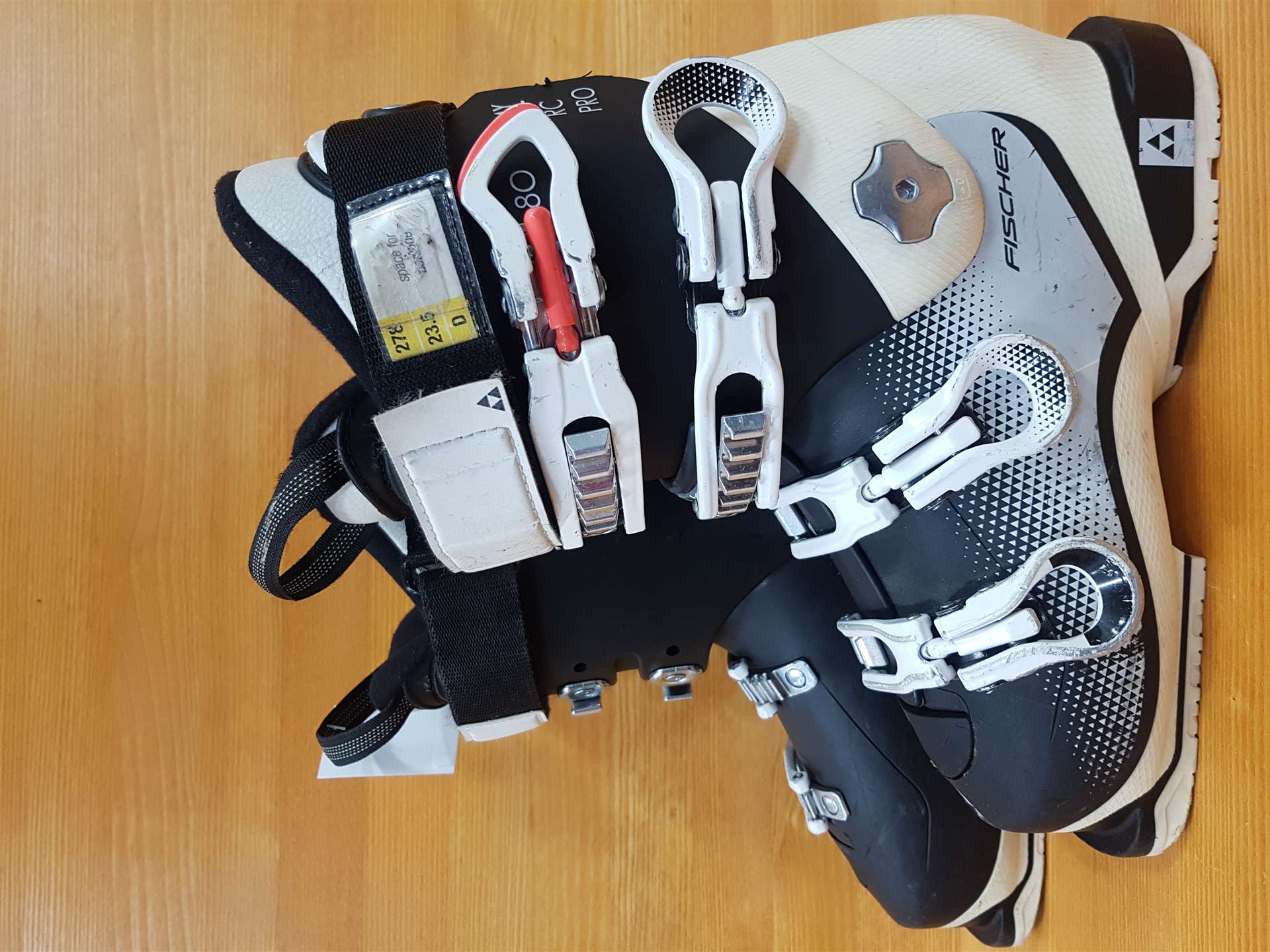 Použité lyžiarky FISCHER RC PRO