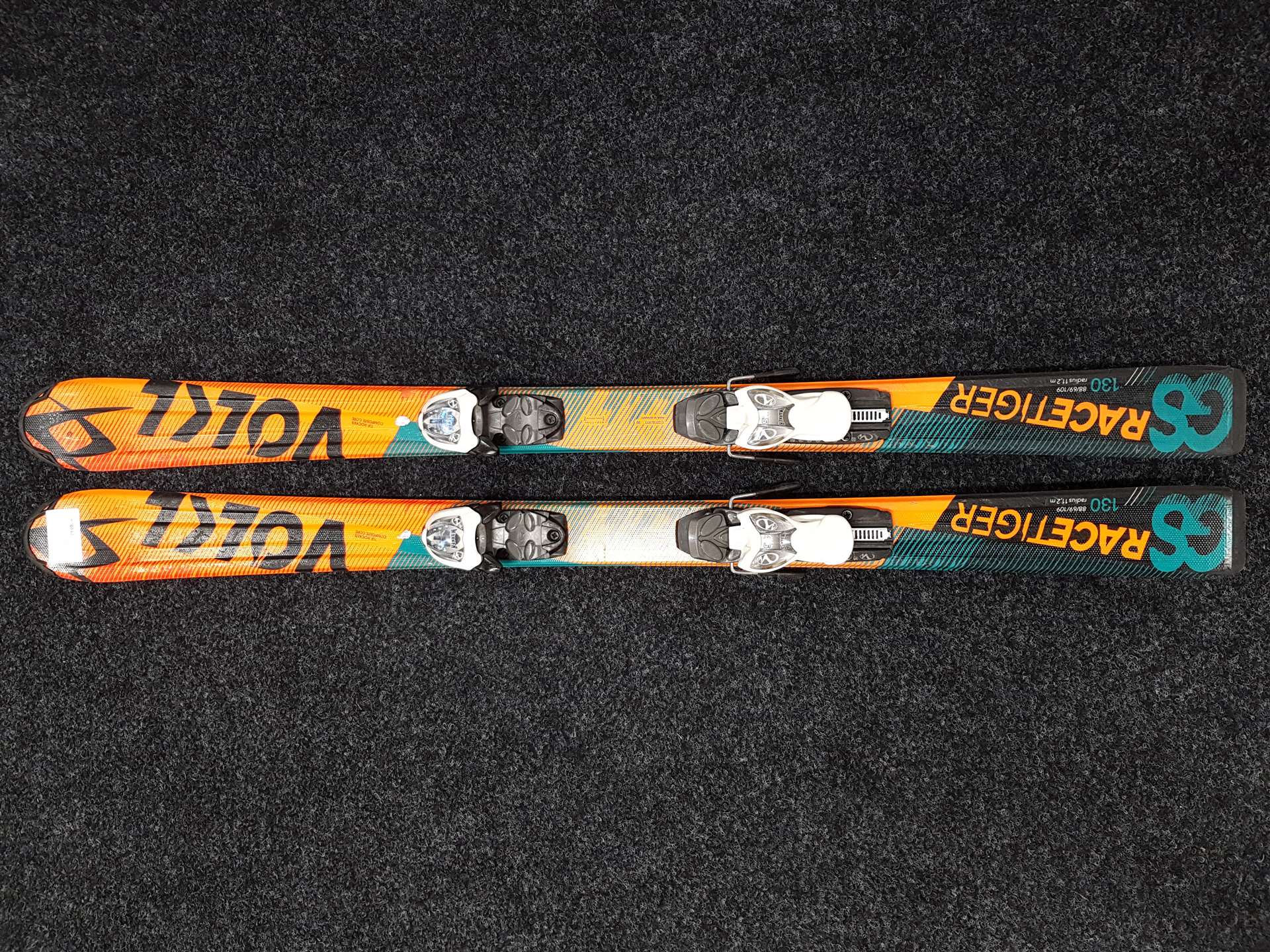 Esquís VOLKL Racetiger GS usados + fijaciones Marker 4.5