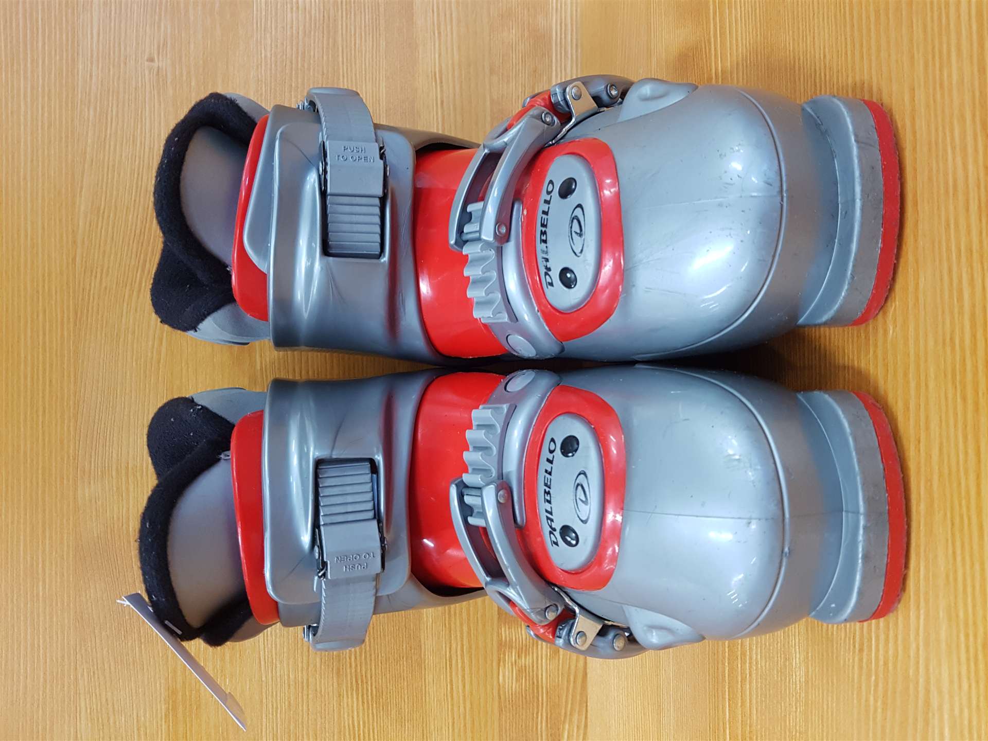 Scarponi da sci DALBELLO R2 usati