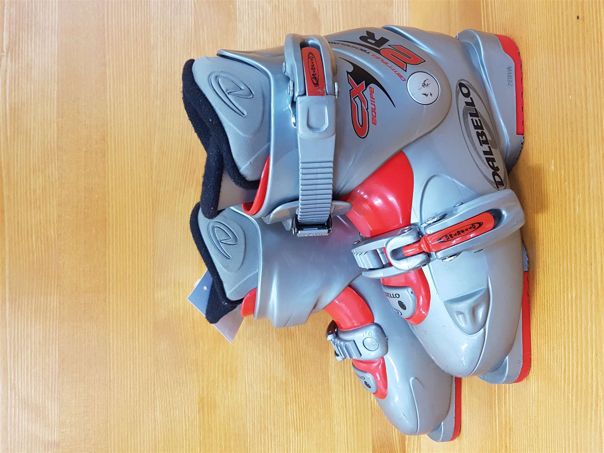 Scarponi da sci DALBELLO R2 usati