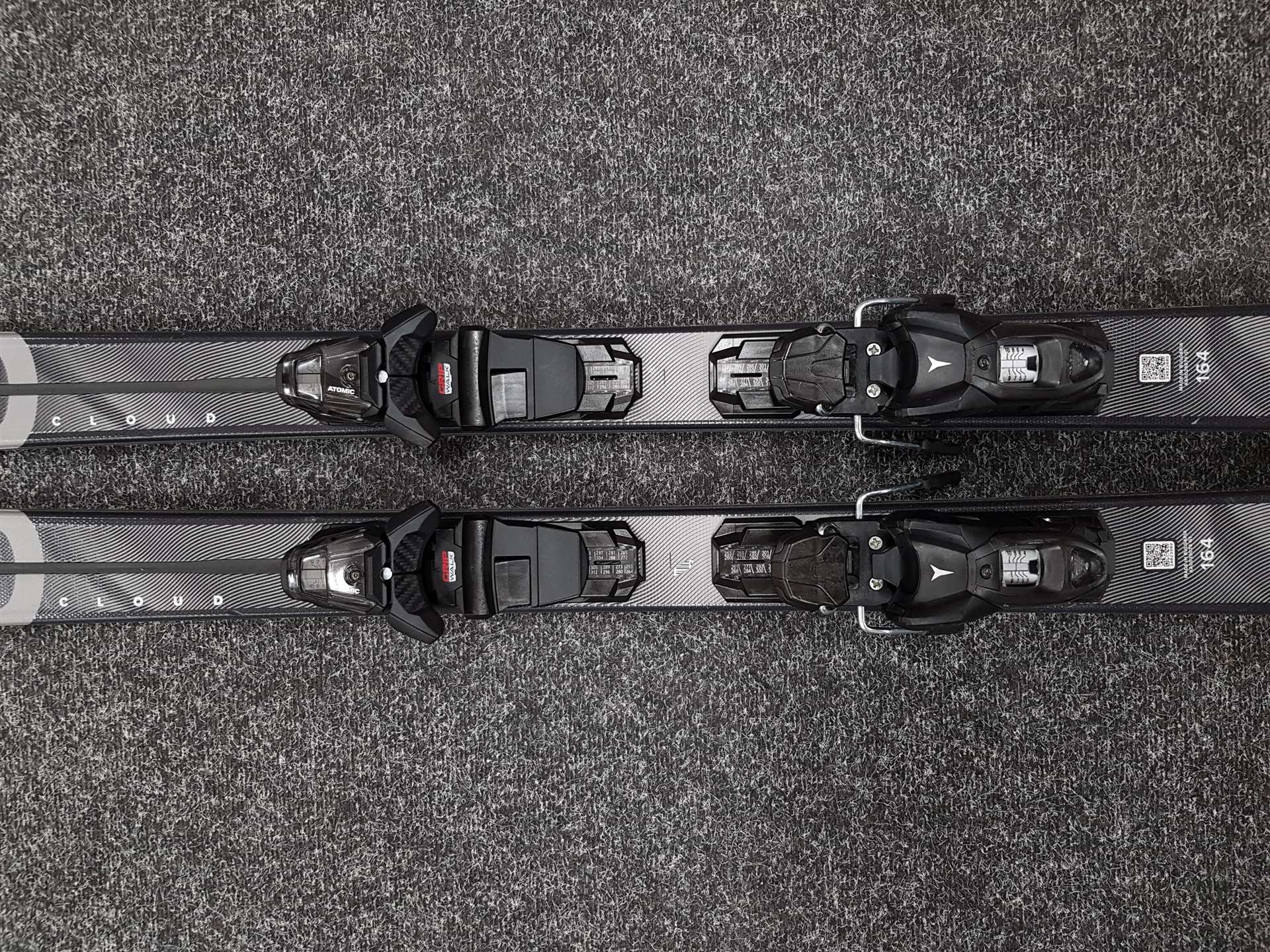 Gebrauchte Atomic Cloud LTD Skier