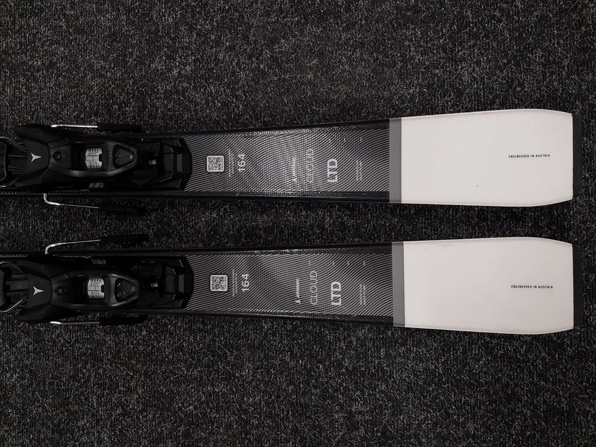 Gebrauchte Atomic Cloud LTD Skier