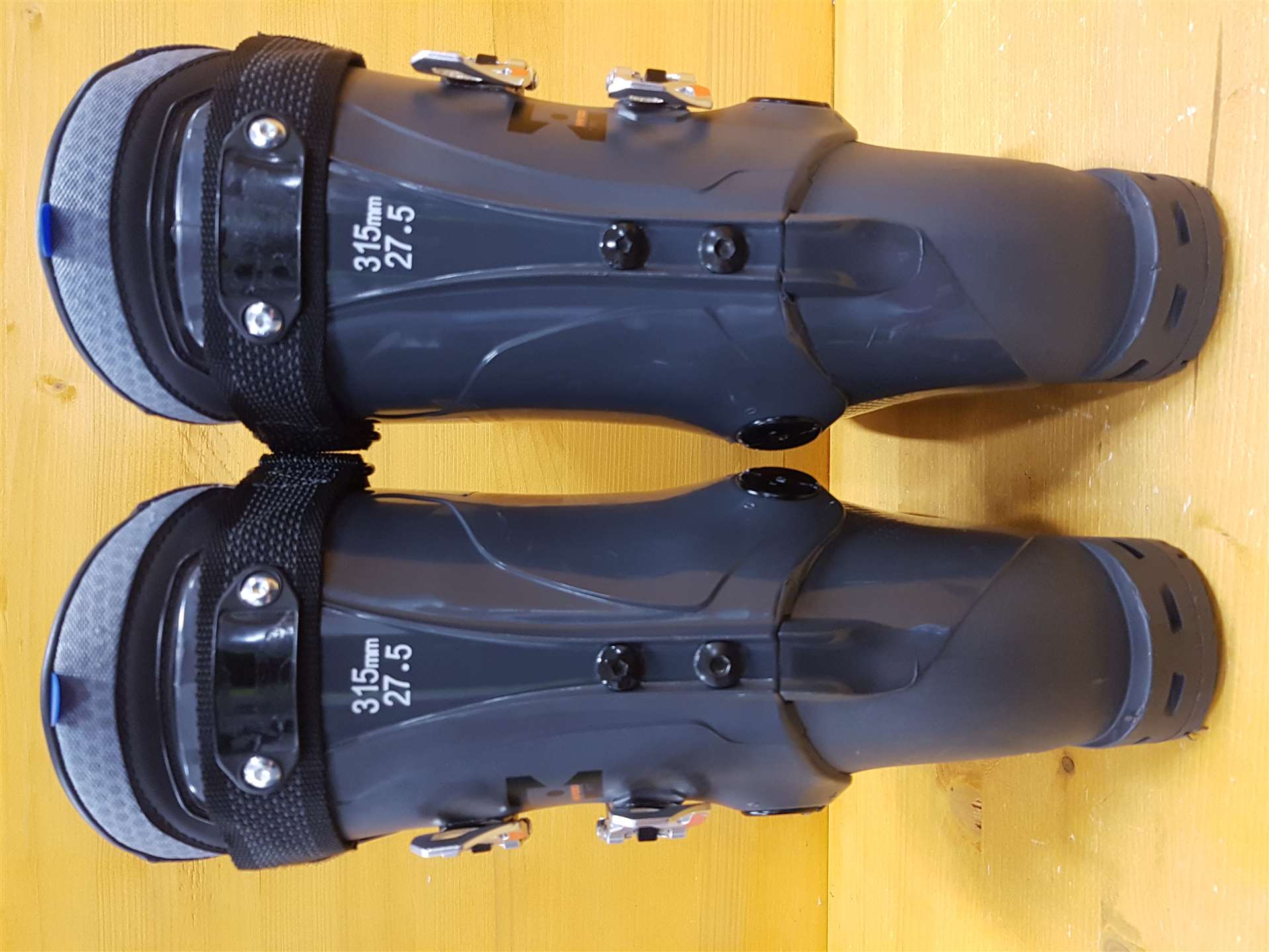 Chaussures de ski d'occasion TECNICA HV 100 RT BOA