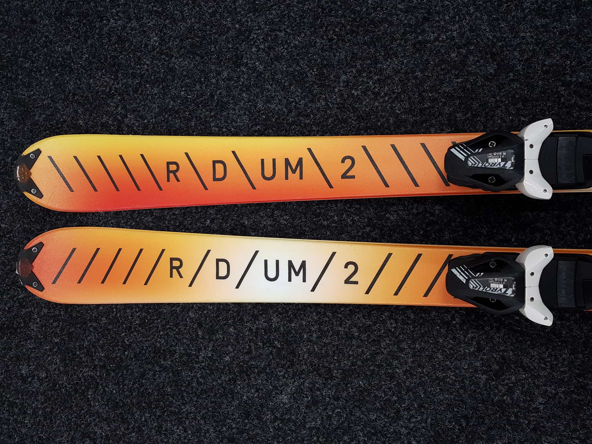 Używane narty SPORTEN RDUM 2 + wiązania Tyrolia PR 11