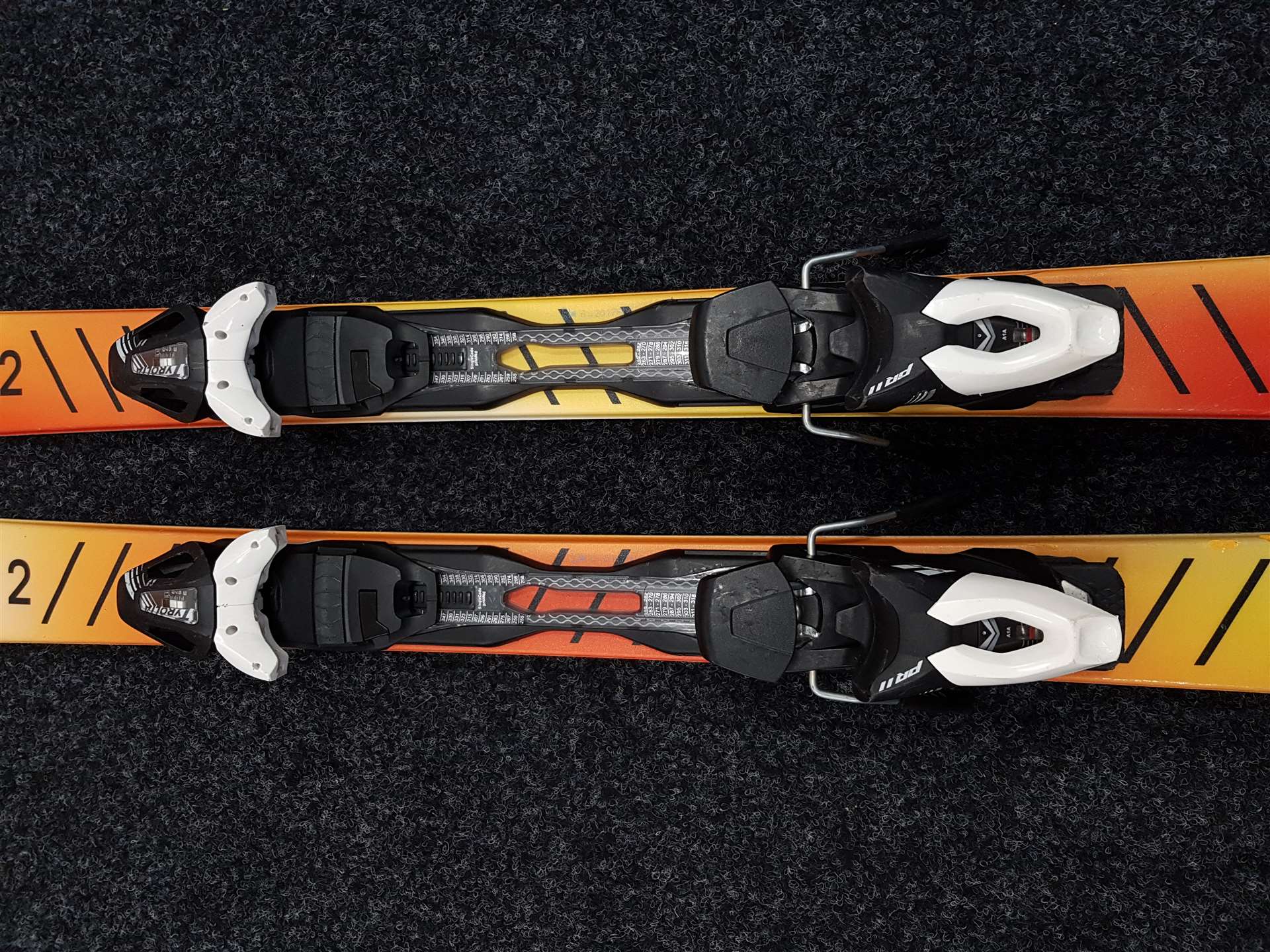 Używane narty SPORTEN RDUM 2 + wiązania Tyrolia PR 11