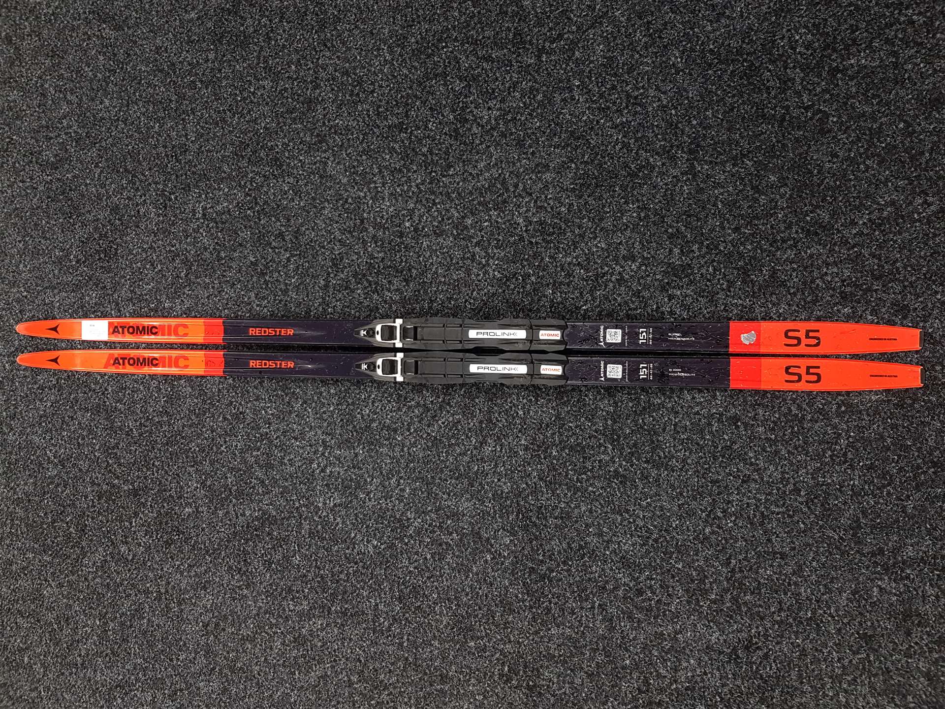 Schiuri de cross-country Atomic Redster S5 folosite + legături NNN Atomic Prolink