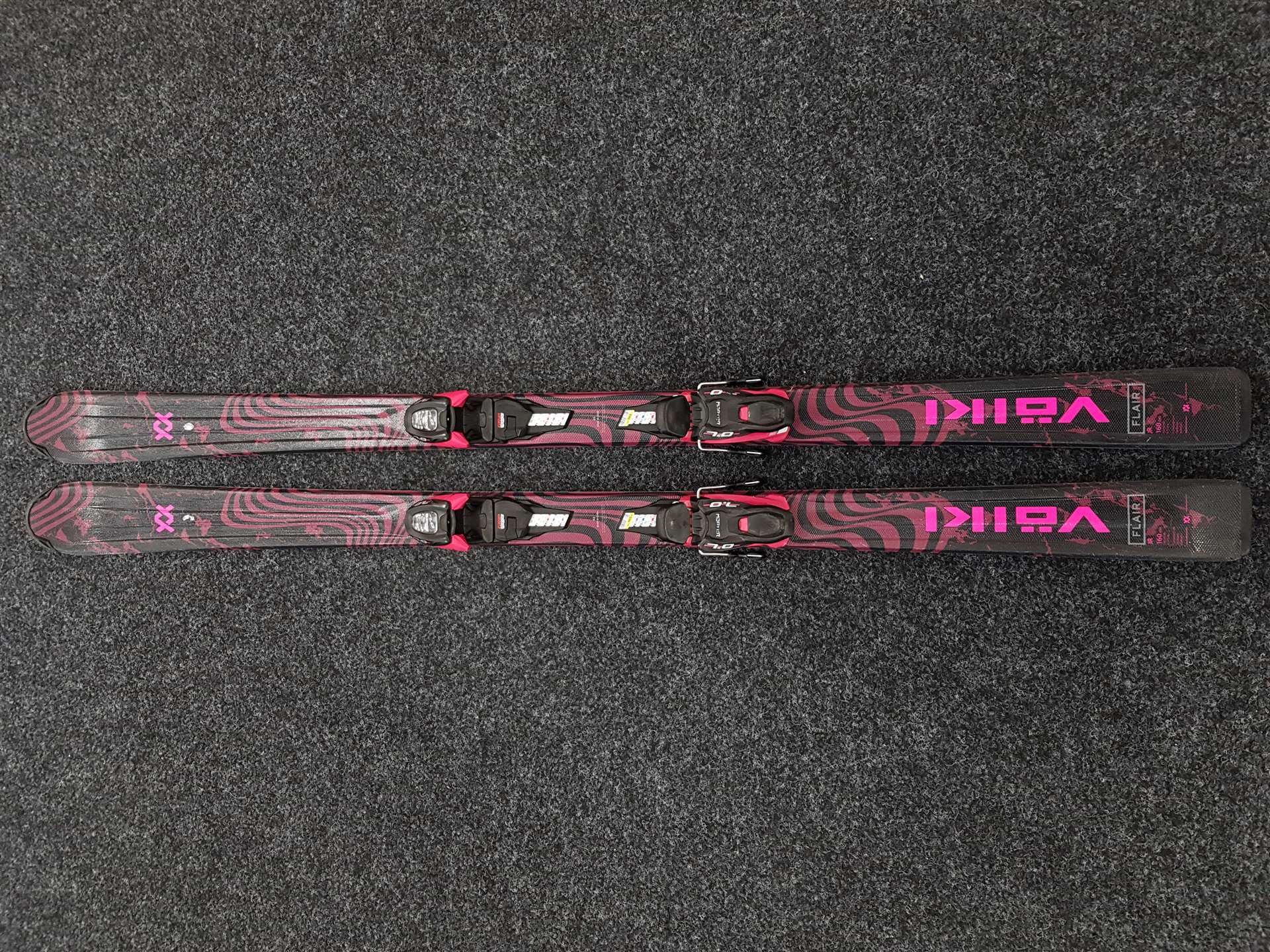 Použité lyže VOLKL Flair Jr. + vázání Marker 7.0