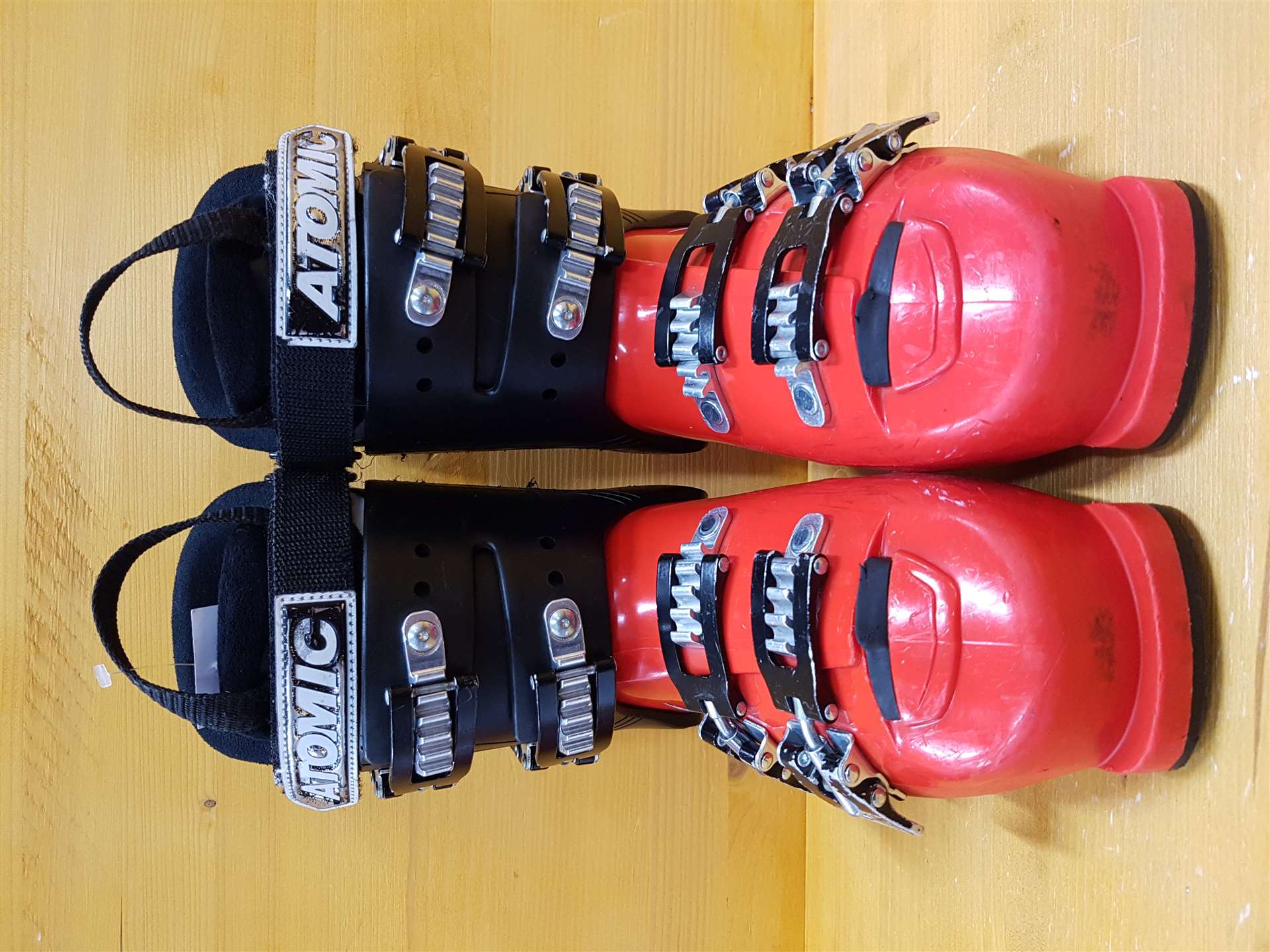 Używane buty narciarskie Atomic RJ 60