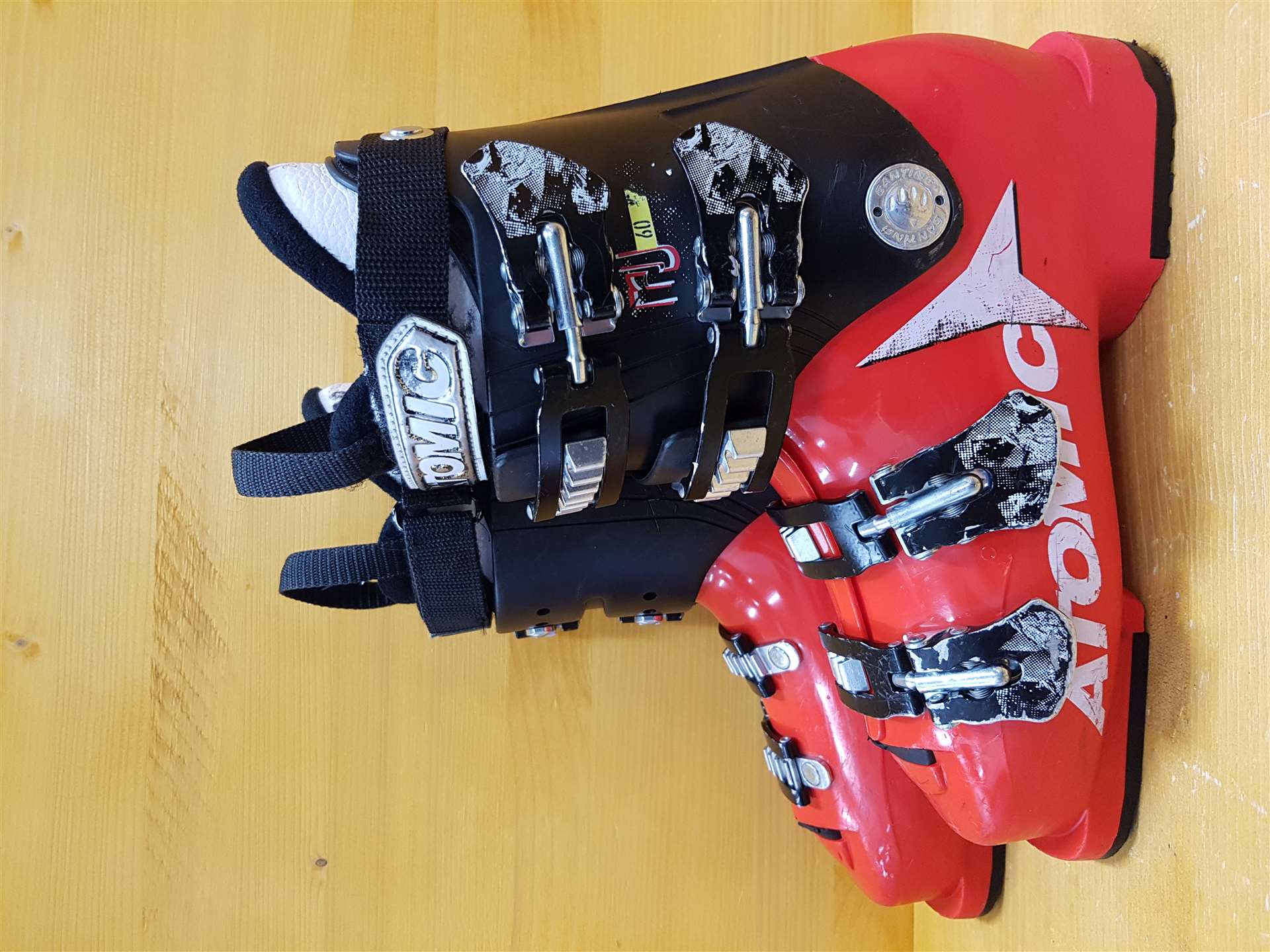 Używane buty narciarskie Atomic RJ 60