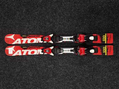 Használt gyermek síléc ATOMIC Redster + Atomic XTE 45 kötés