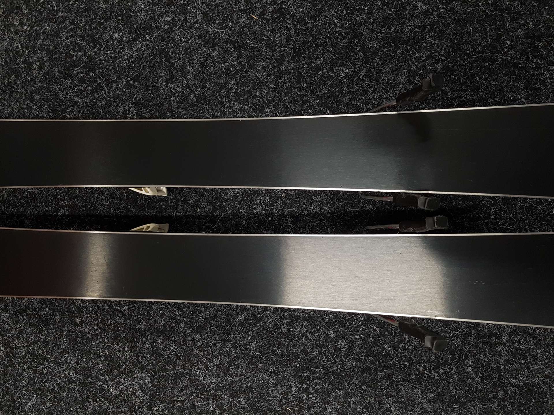 Gebrauchte Kinderski ATOMIC Redster + Atomic XTE 45 Bindungen