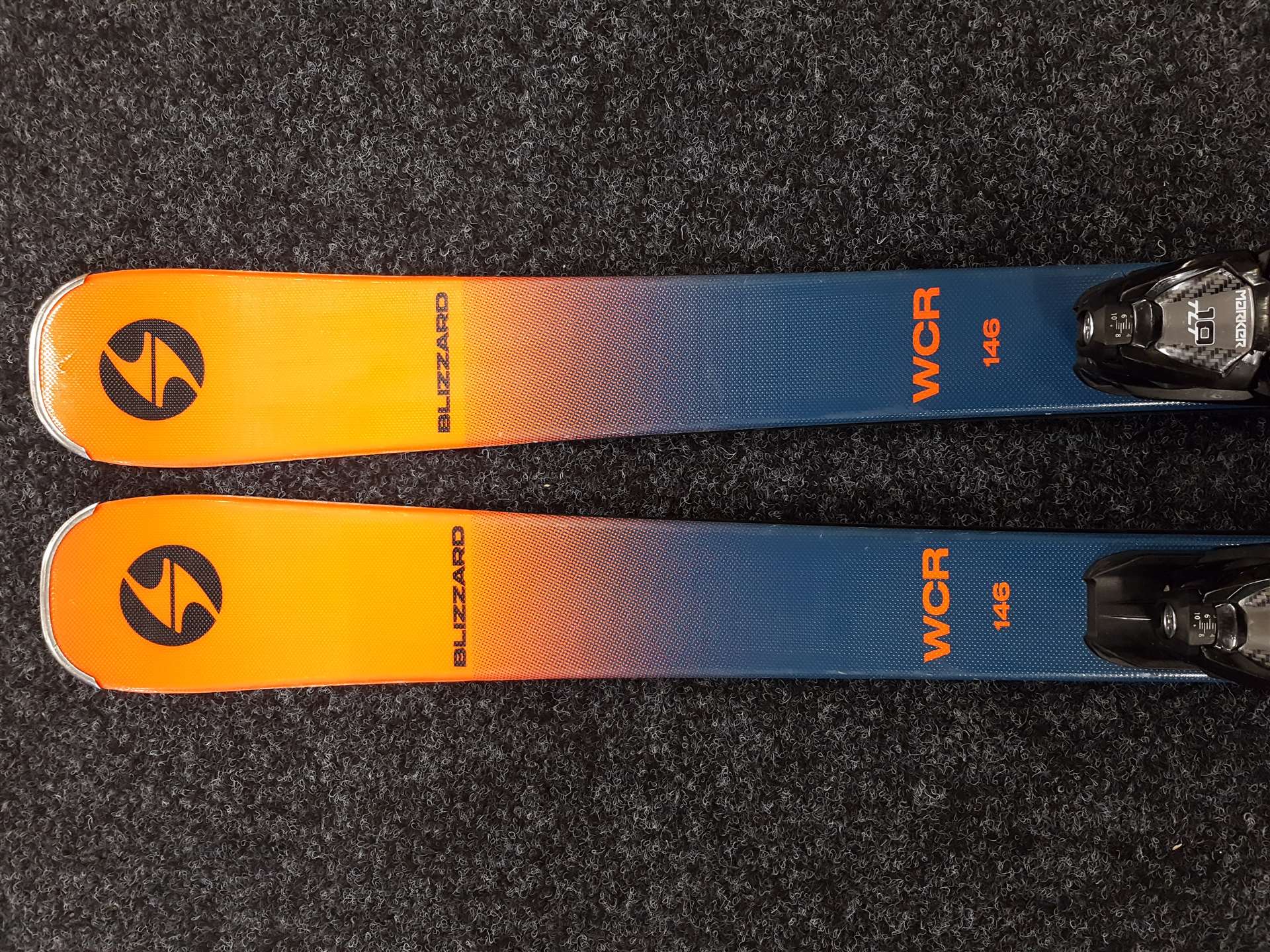 Použité lyže BLIZZARD WCR 72 + vázání Marker TLT 10