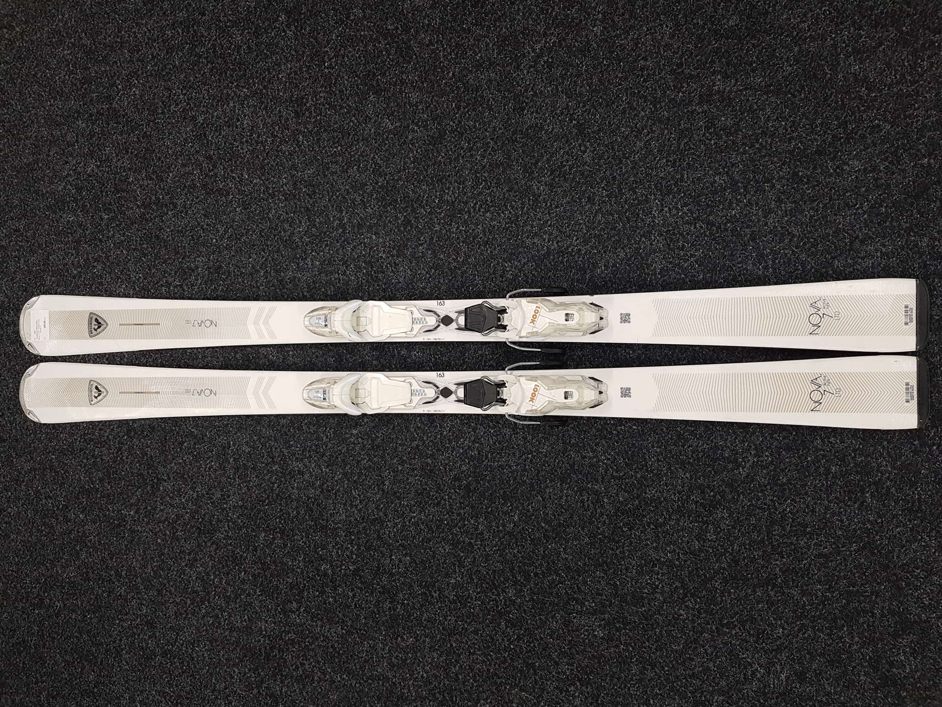 Gebrauchte ROSSIGNOL Nova.7 LTD Ski + Look XPress 11 Bindungen